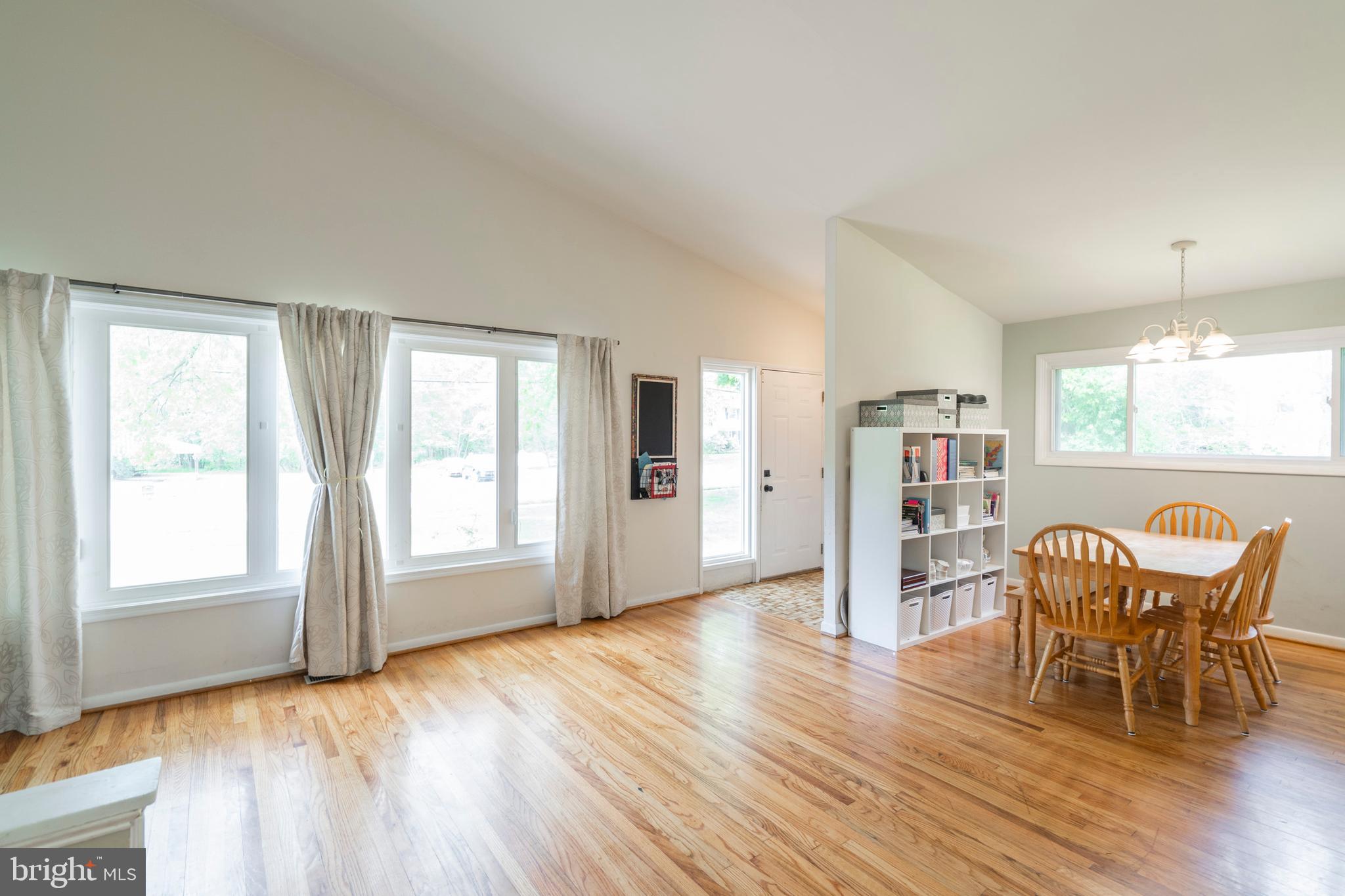 CENTER SQ GREEN - Residential