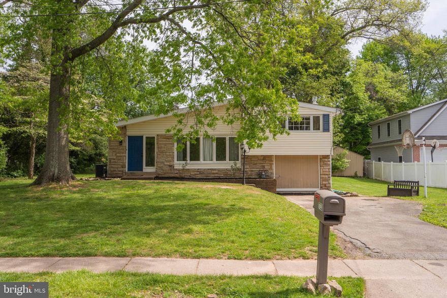 Welcome to 1733 Pulaski Dr. This beautiful 3 bedroom, 2 1/2 bath Colonial style home is nestled in the Center Square Green neighborhood. Step through the front door to this inviting home where you are greeted with vaulted ceilings, hardwood flooring, and over-sized windows filling the room with natural light. The bright and open kitchen offers stainless steel appliances, plenty of cabinets, and large windows overlooking the backyard. Other main floor features include an open concept dining room and living room adjacent to the kitchen. The second floor master bedroom and full bathroom en-suite include dual closets, a ceiling fan, and updated vanity and cabinets. The second level is rounded out nicely with 2 generously sized bedrooms and another full bathroom. The split lower level has endless possibilities, is ready for that 4th bedroom, and has been finished with a half bath, laundry and large open area with recessed lighting, den or play area, crafting area, bar area, laminate hardwood floors, and cat-5 cable with mounted speakers. The outside space will make you feel like you are in an oasis all your own! The spacious, level yard is tree lined, has room to roam, and features a large outdoor shed. This home is slightly larger and different from other properties in the neighborhood and has all the privacy you want, backs up to the Sesame Rockwood Day Camp, and is just a short drive to major roadways, local parks, dining, and shopping, 5 minutes to the Blue Bell Country Club, and 10 minutes to the Blue Route and Turnpike. This property is move-in ready and waiting for you to make it your home! The 2nd floor has 3 bedrooms, hall bath and master bedroom has full bath as well.