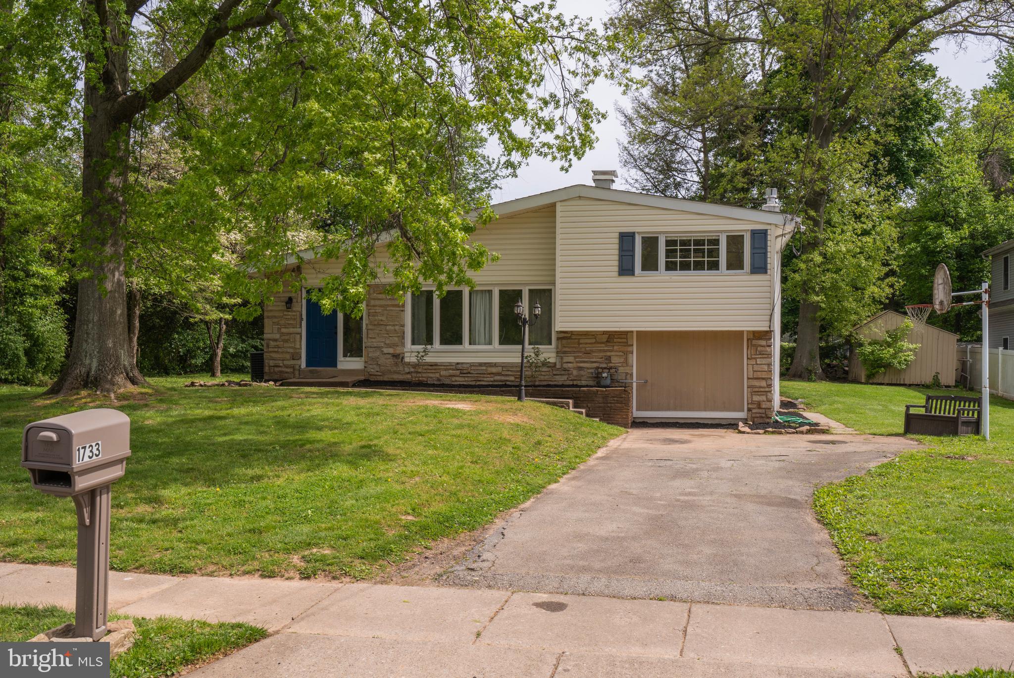 CENTER SQ GREEN - Residential