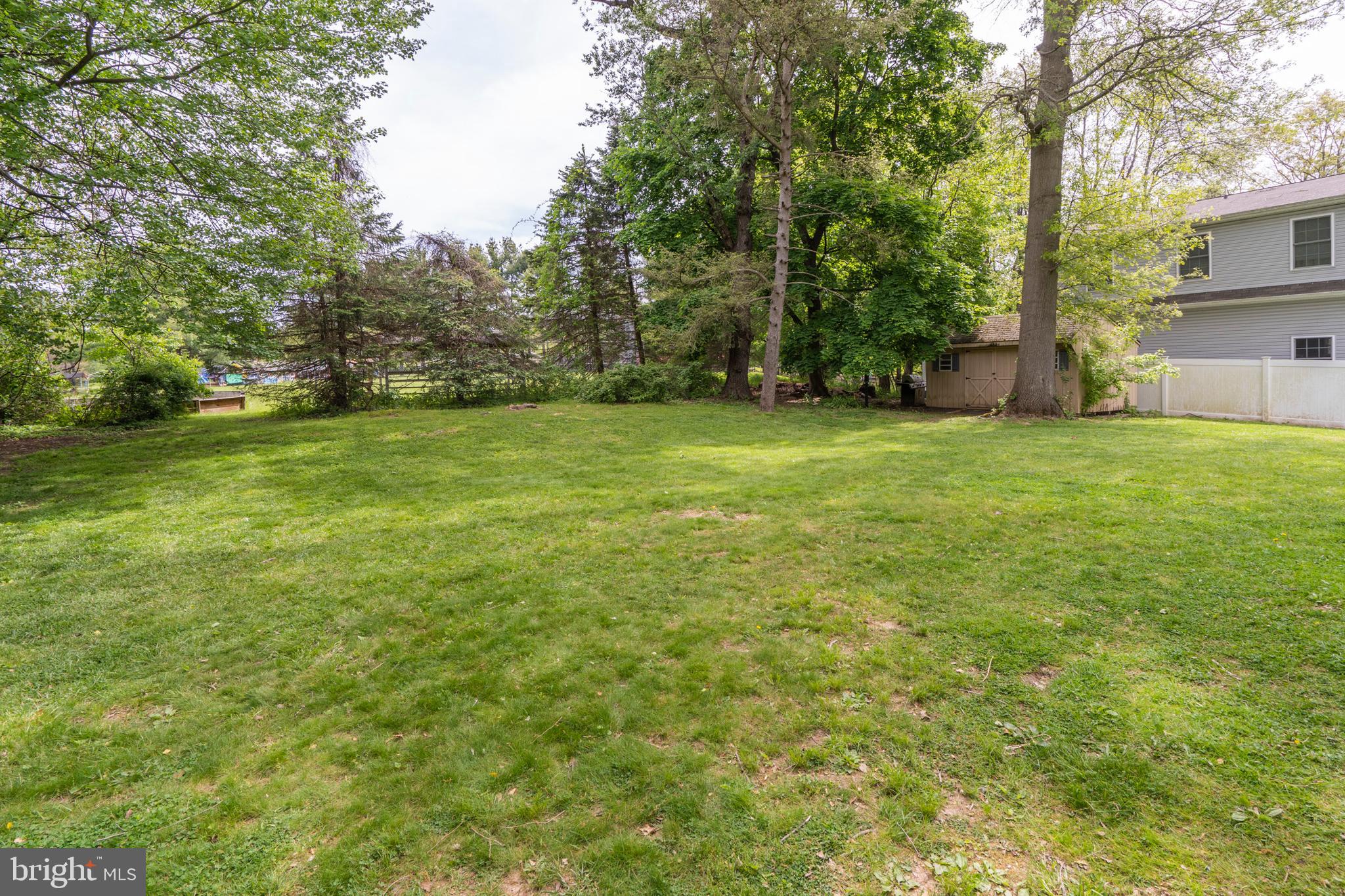 CENTER SQ GREEN - Residential