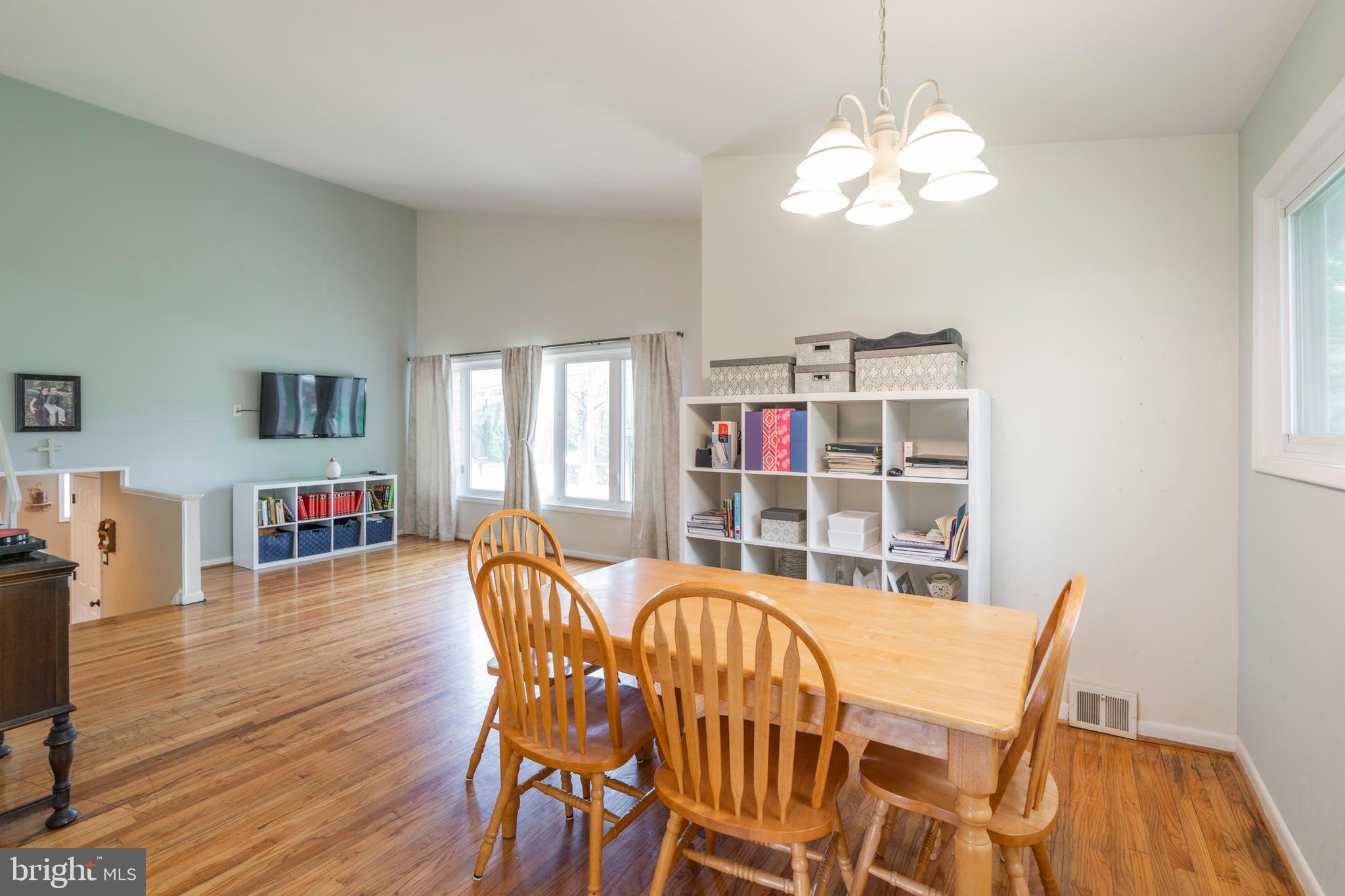 CENTER SQ GREEN - Residential