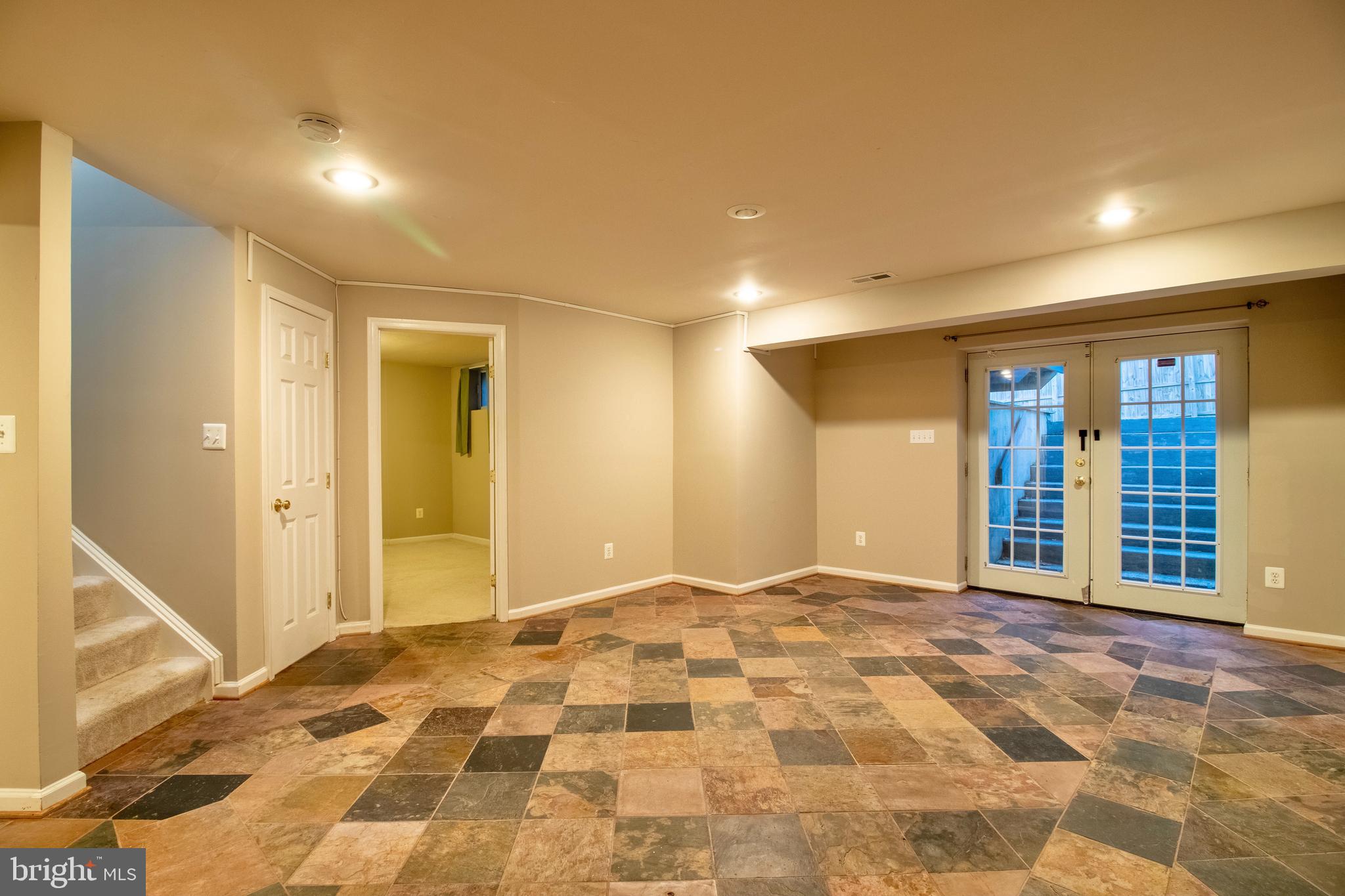 BURNS PROPERTY - Residential