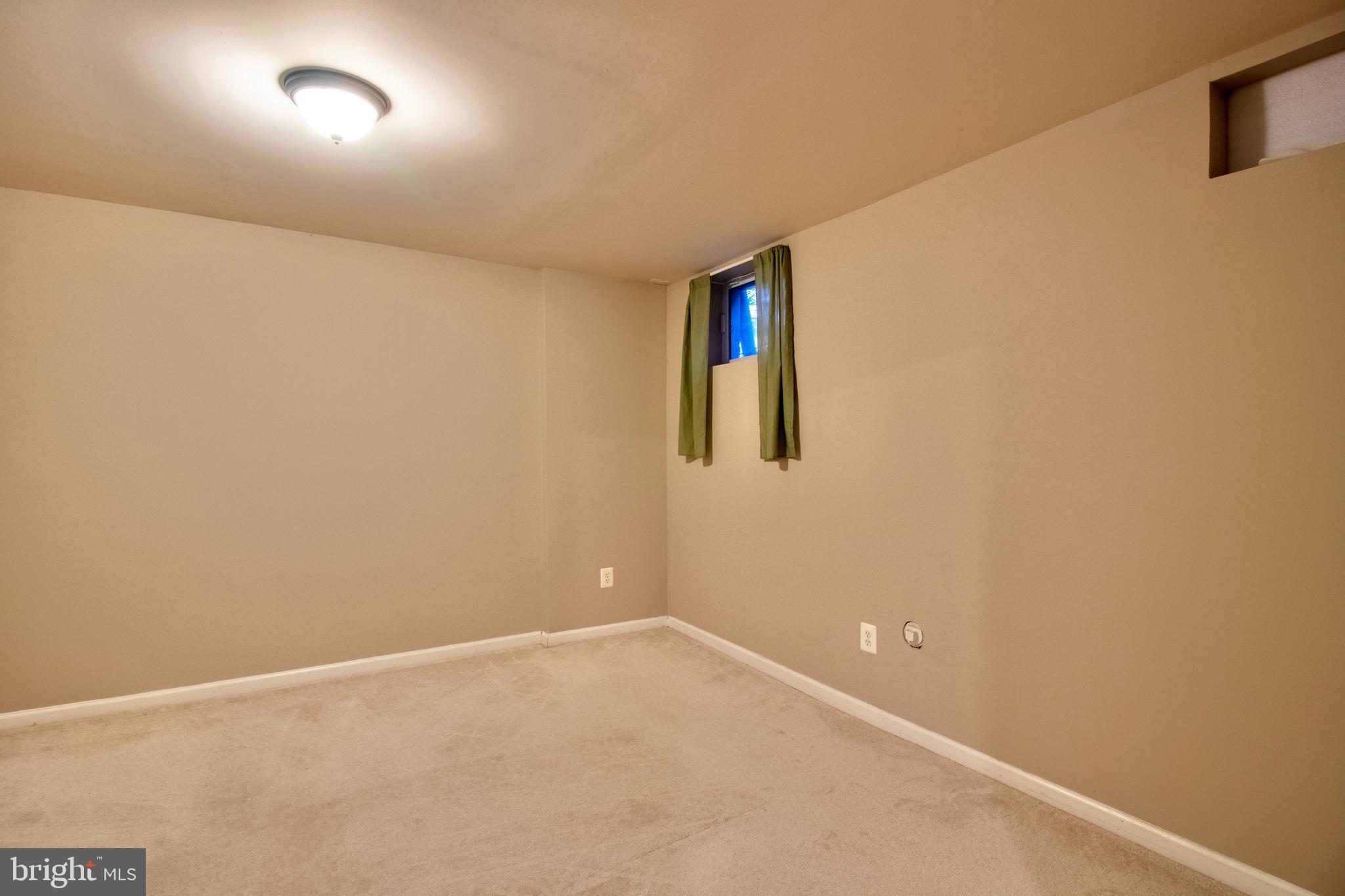 BURNS PROPERTY - Residential