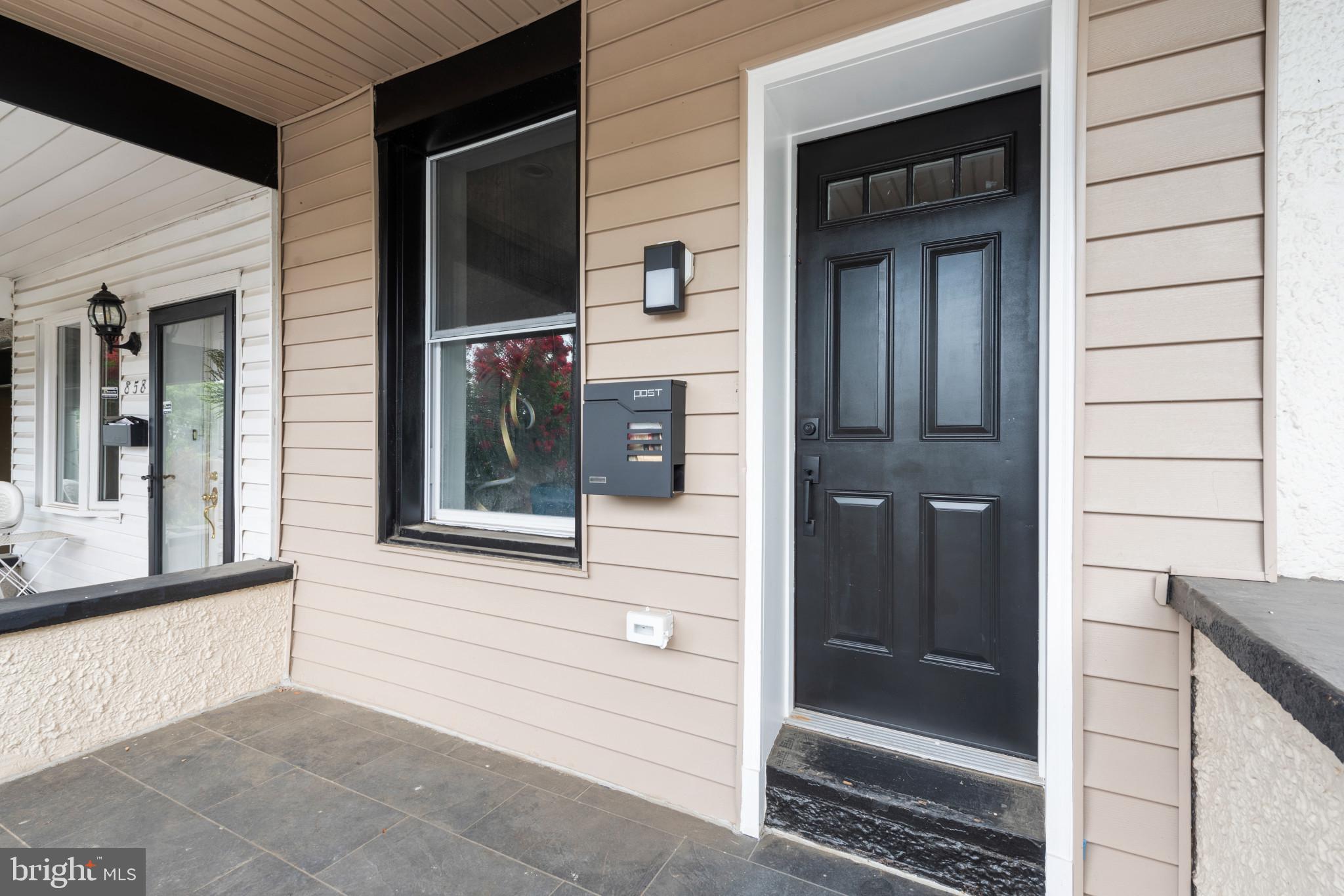 856 W 33RD STREET