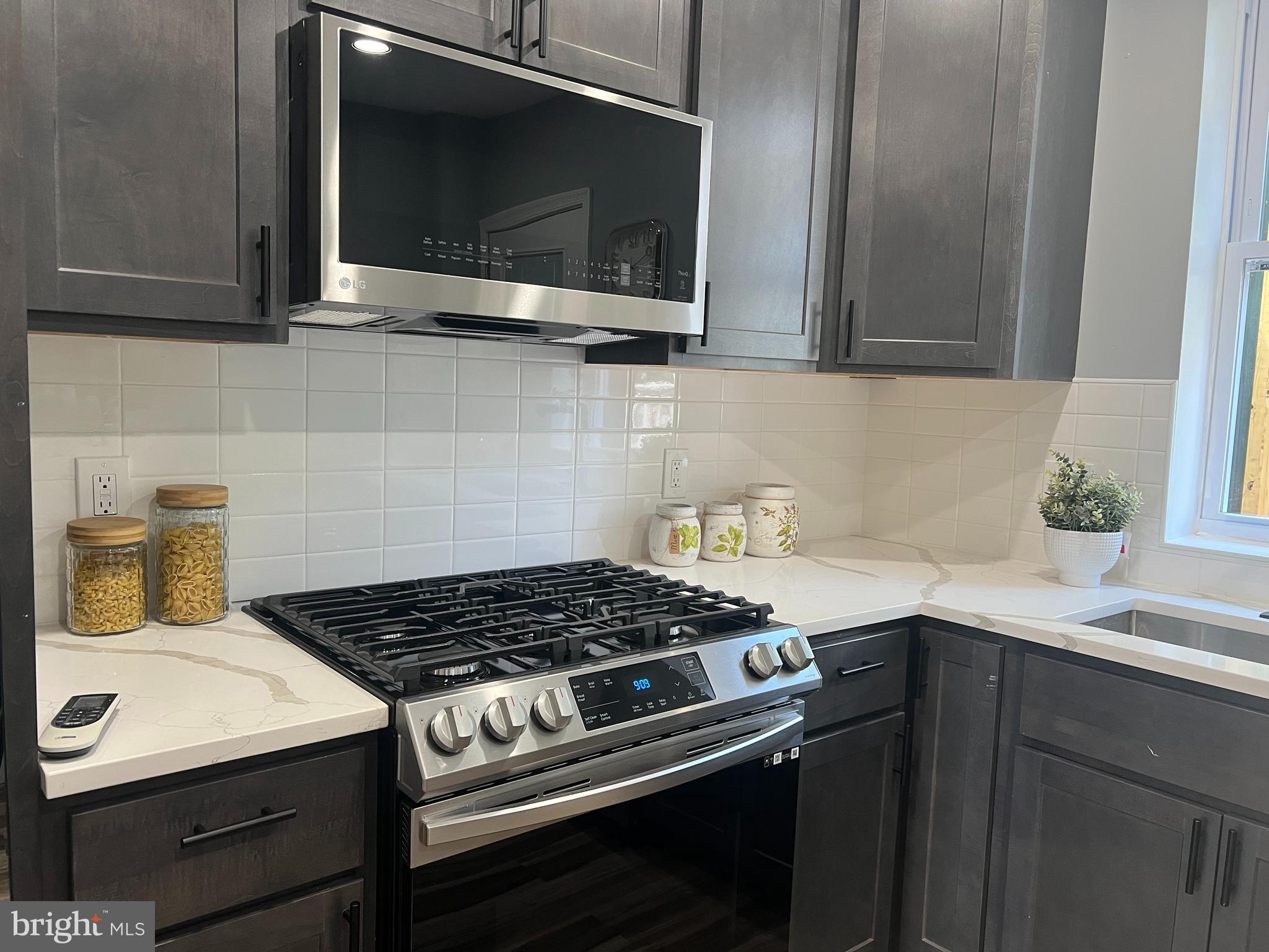 HAMPDEN HISTORIC DISTRICT - Residential