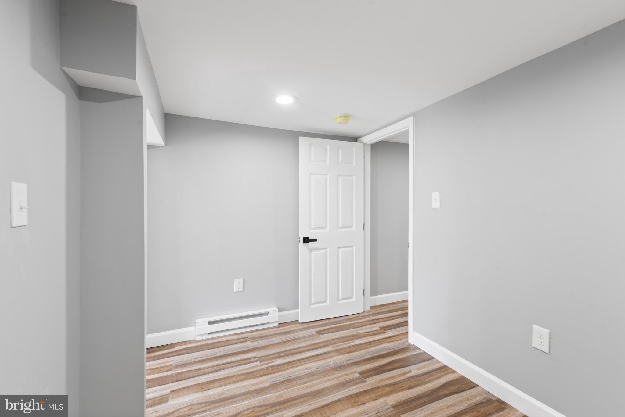 HAMPDEN HISTORIC DISTRICT - Residential