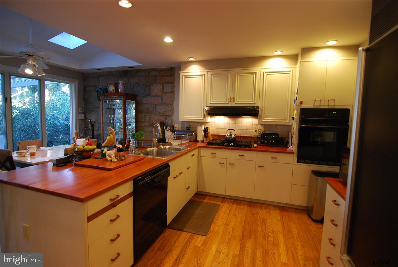 SPRINGDALE - Residential