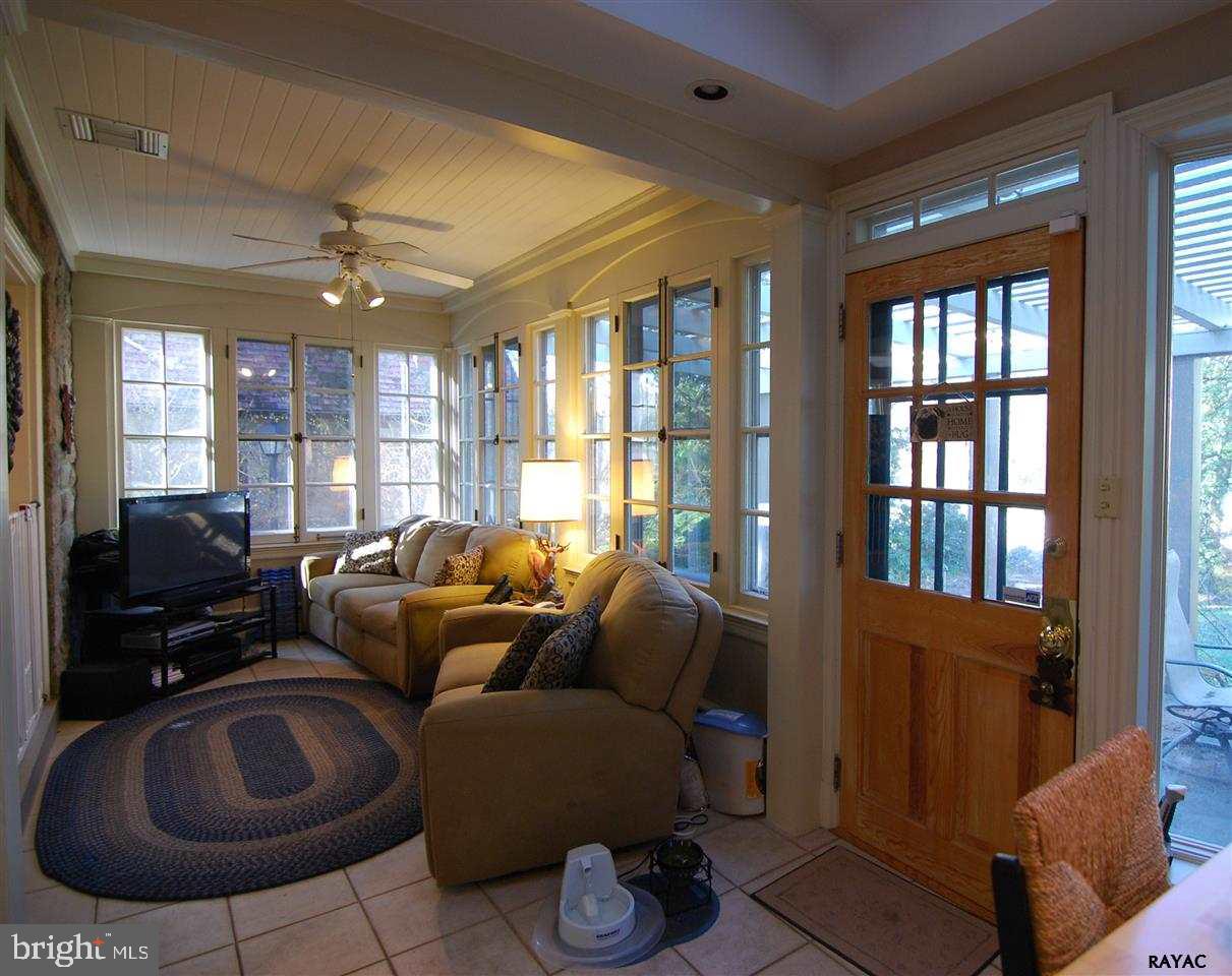 SPRINGDALE - Residential