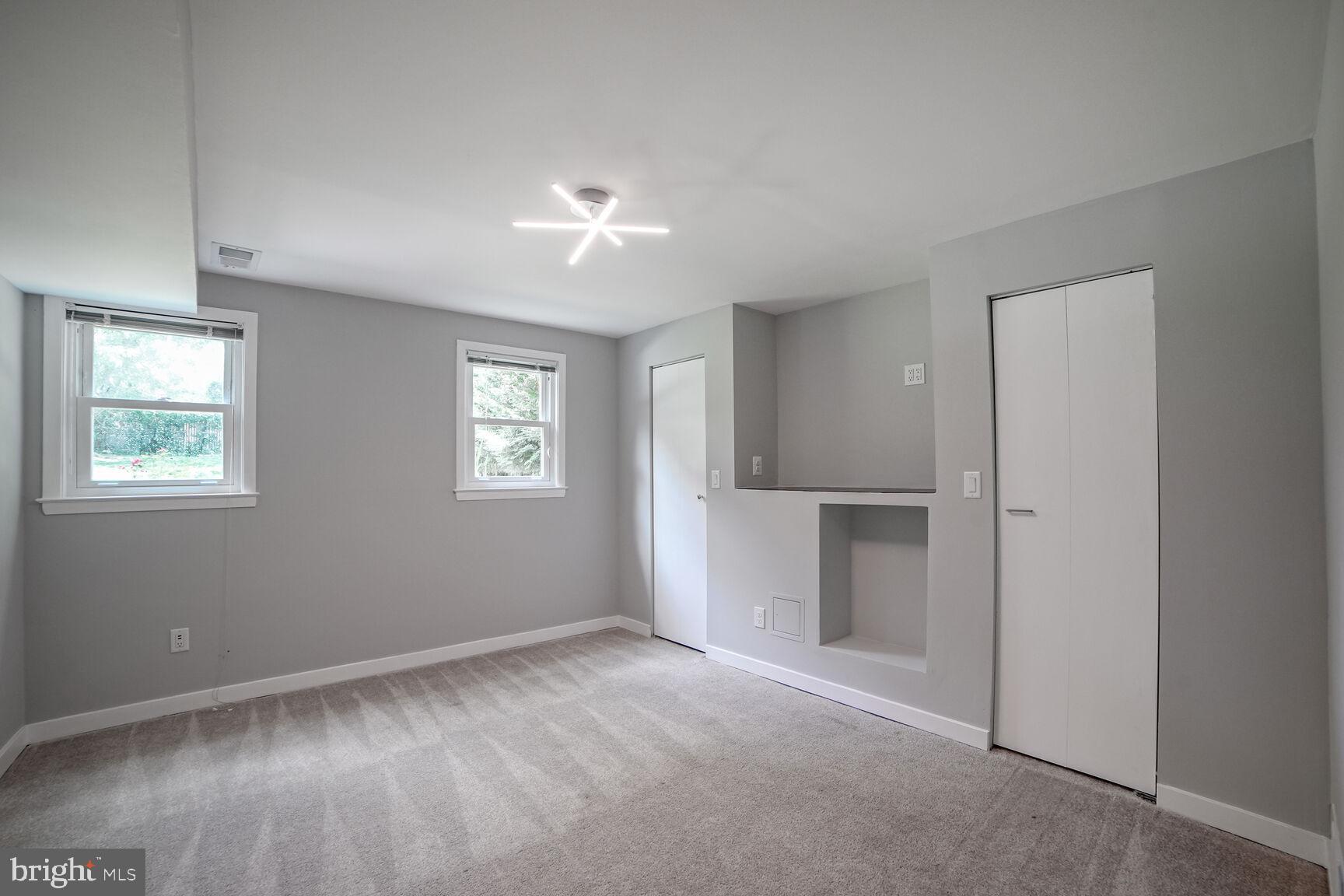 SPRINGBROOK TERRACE - Residential