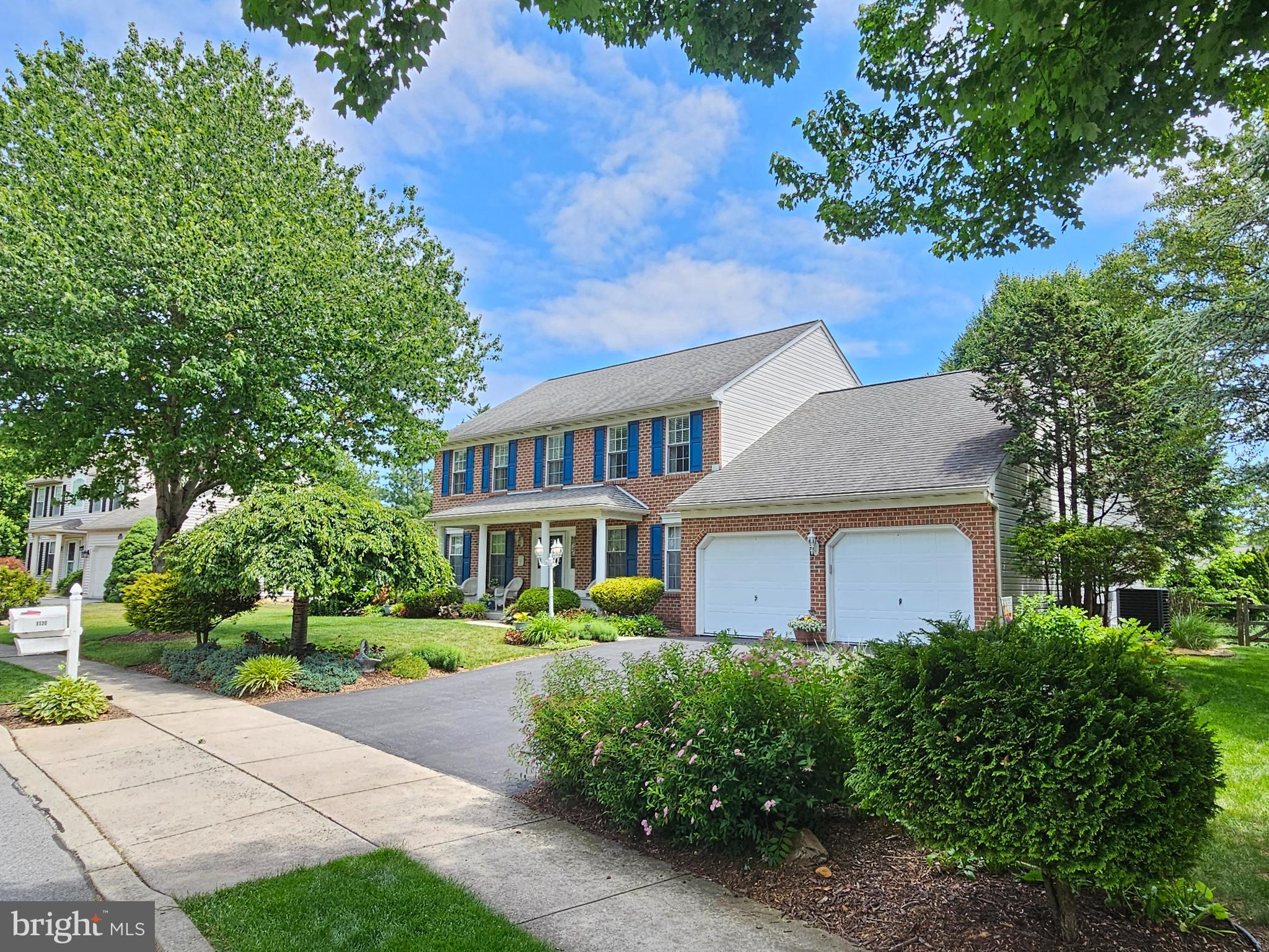 1120 STONEHENGE DRIVE
