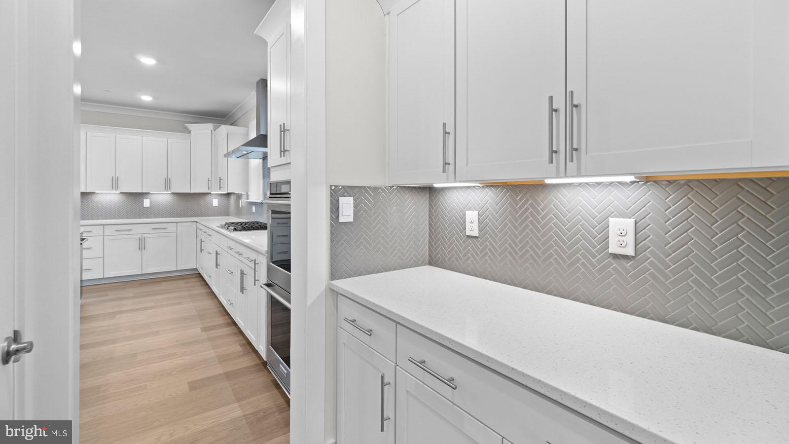 COLLINGWOOD CHASE - Residential