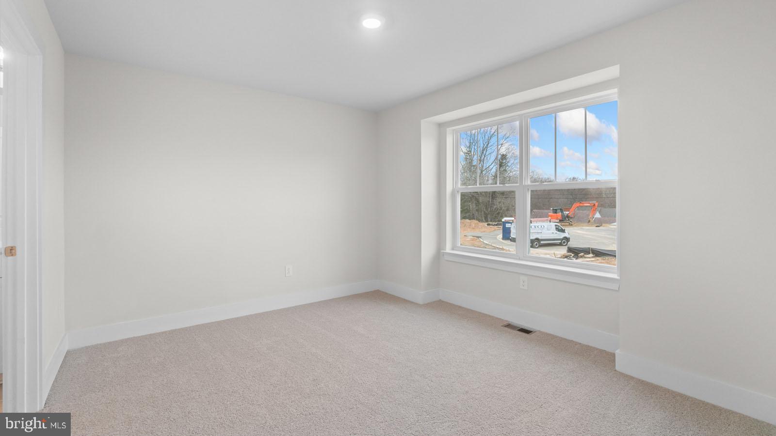 COLLINGWOOD CHASE - Residential