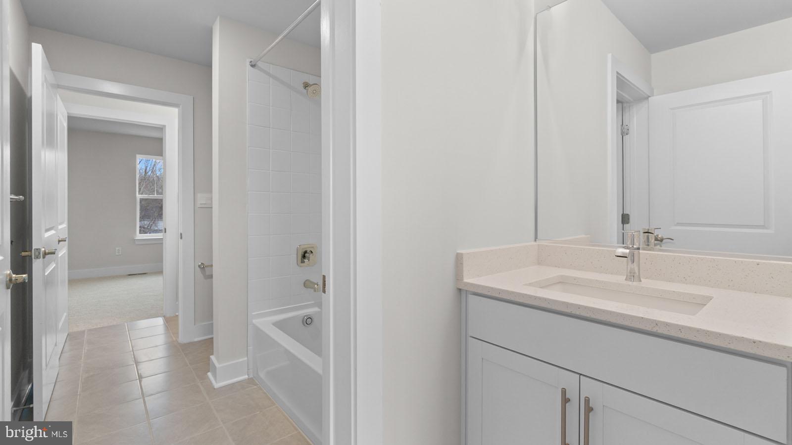 COLLINGWOOD CHASE - Residential