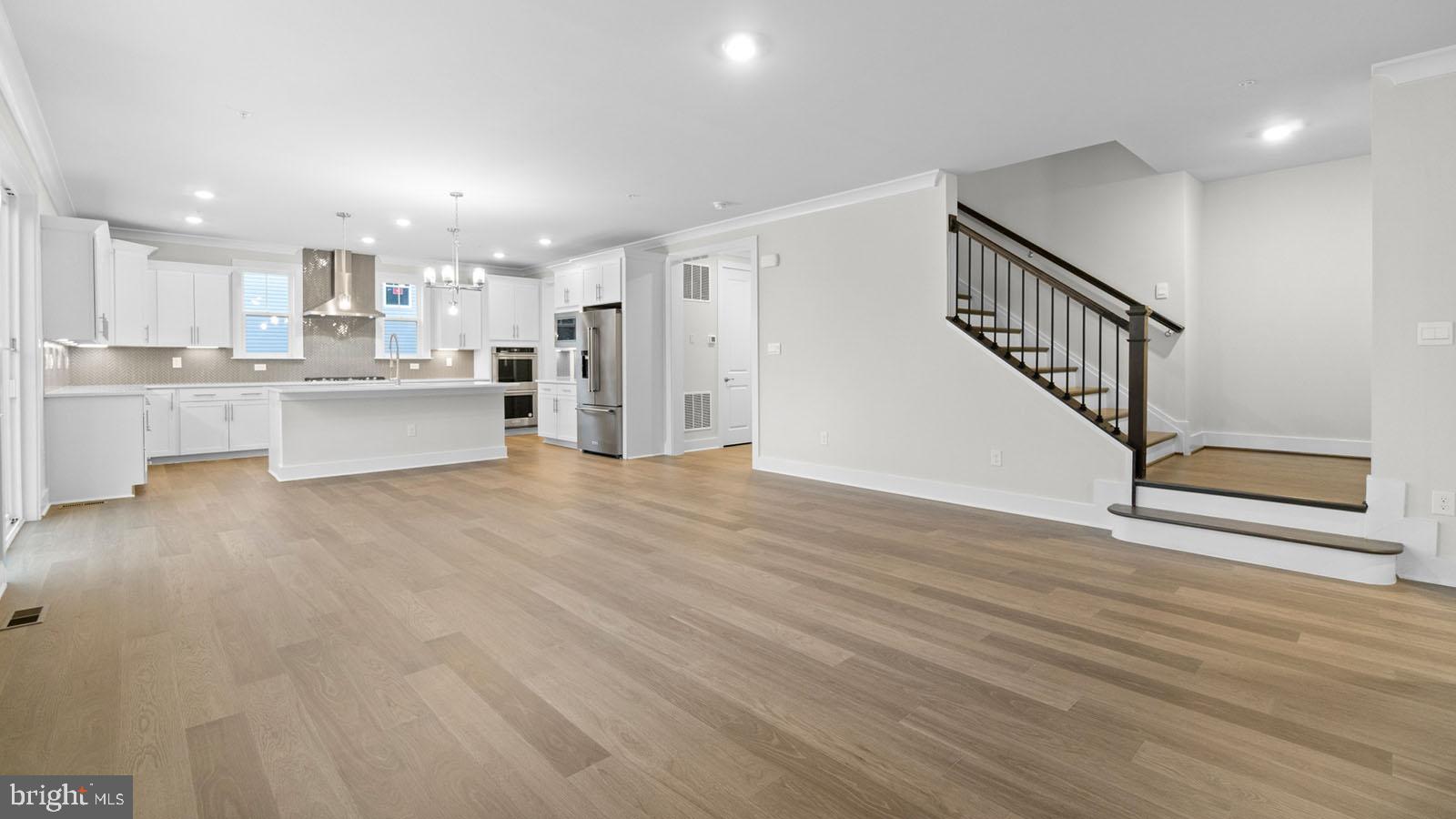8281 COLLING MANOR COURT
