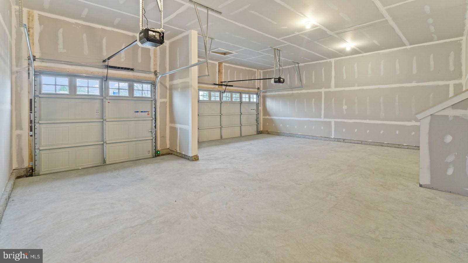 8281 COLLING MANOR COURT