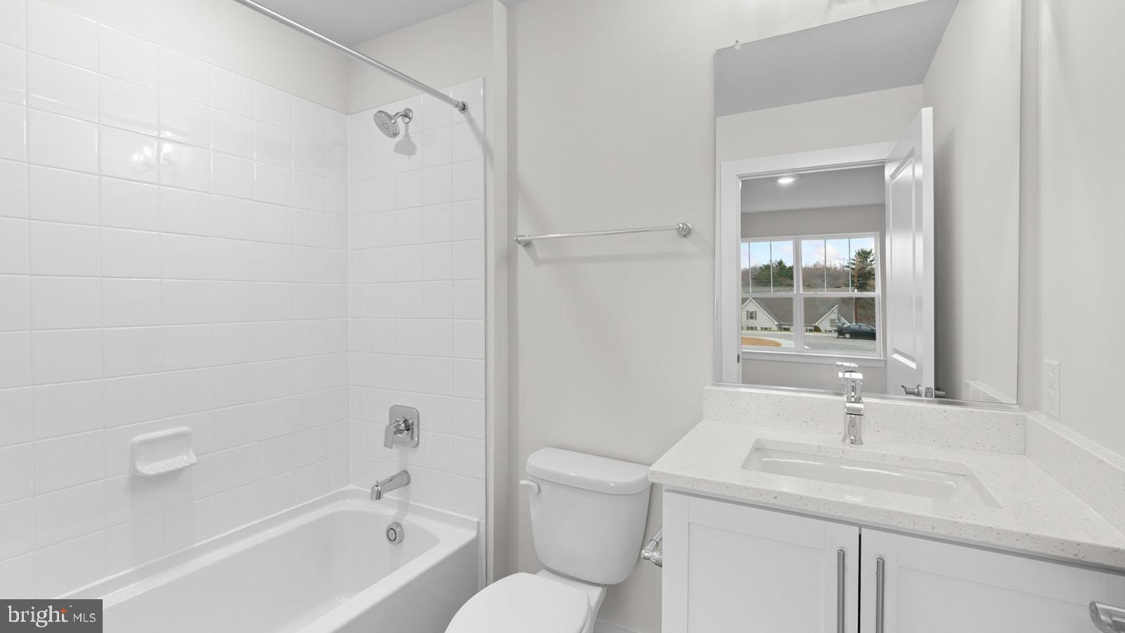 COLLINGWOOD CHASE - Residential