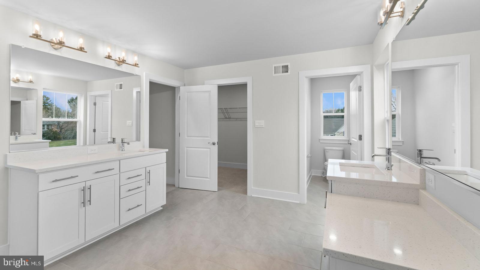 COLLINGWOOD CHASE - Residential