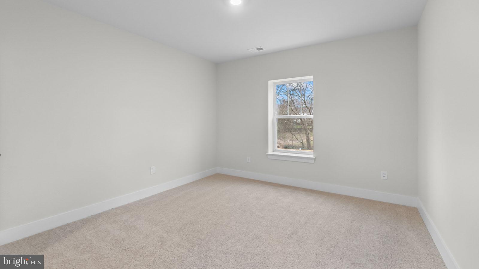 COLLINGWOOD CHASE - Residential