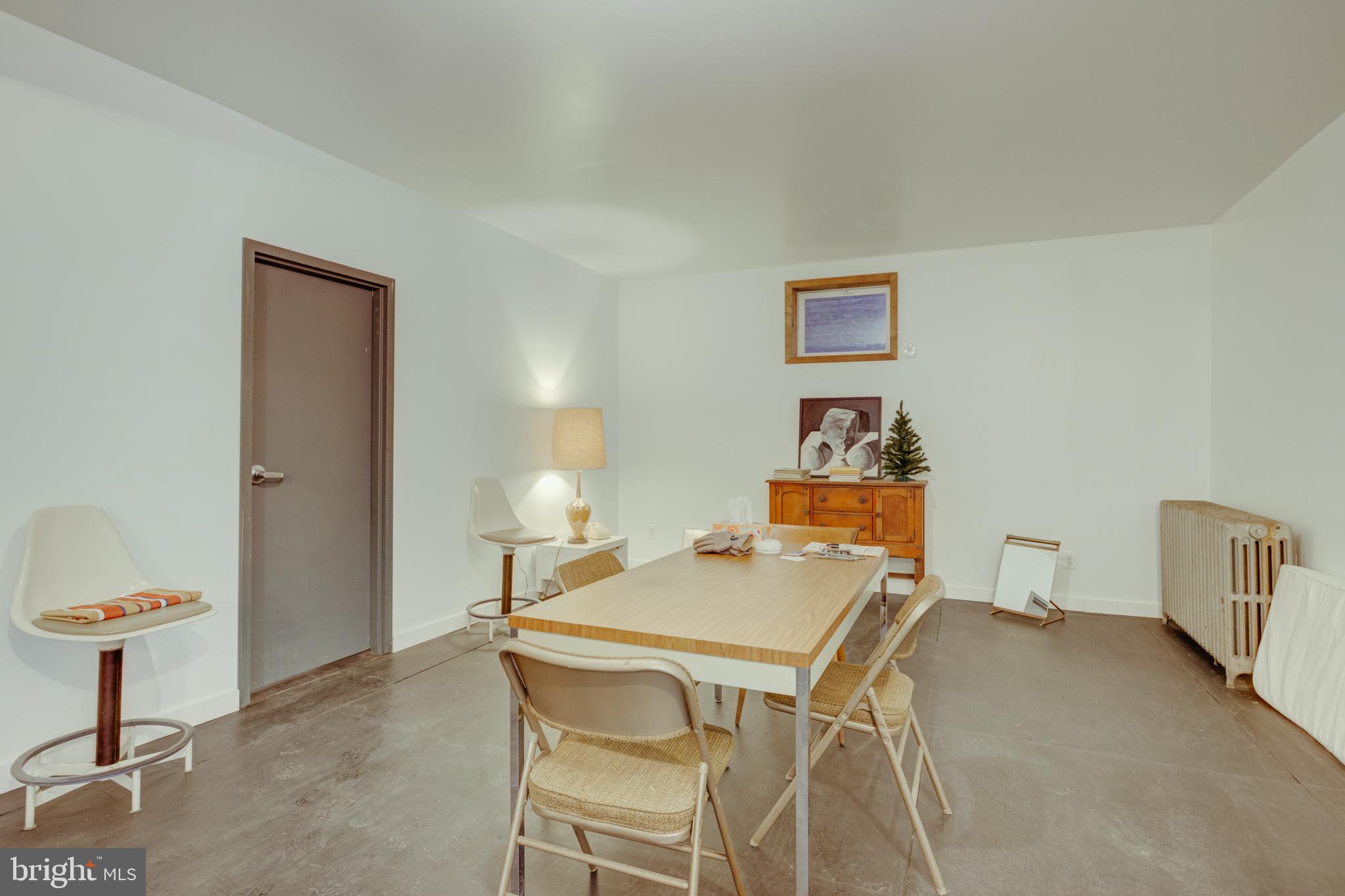 HARROWGATE - Commercial Sale