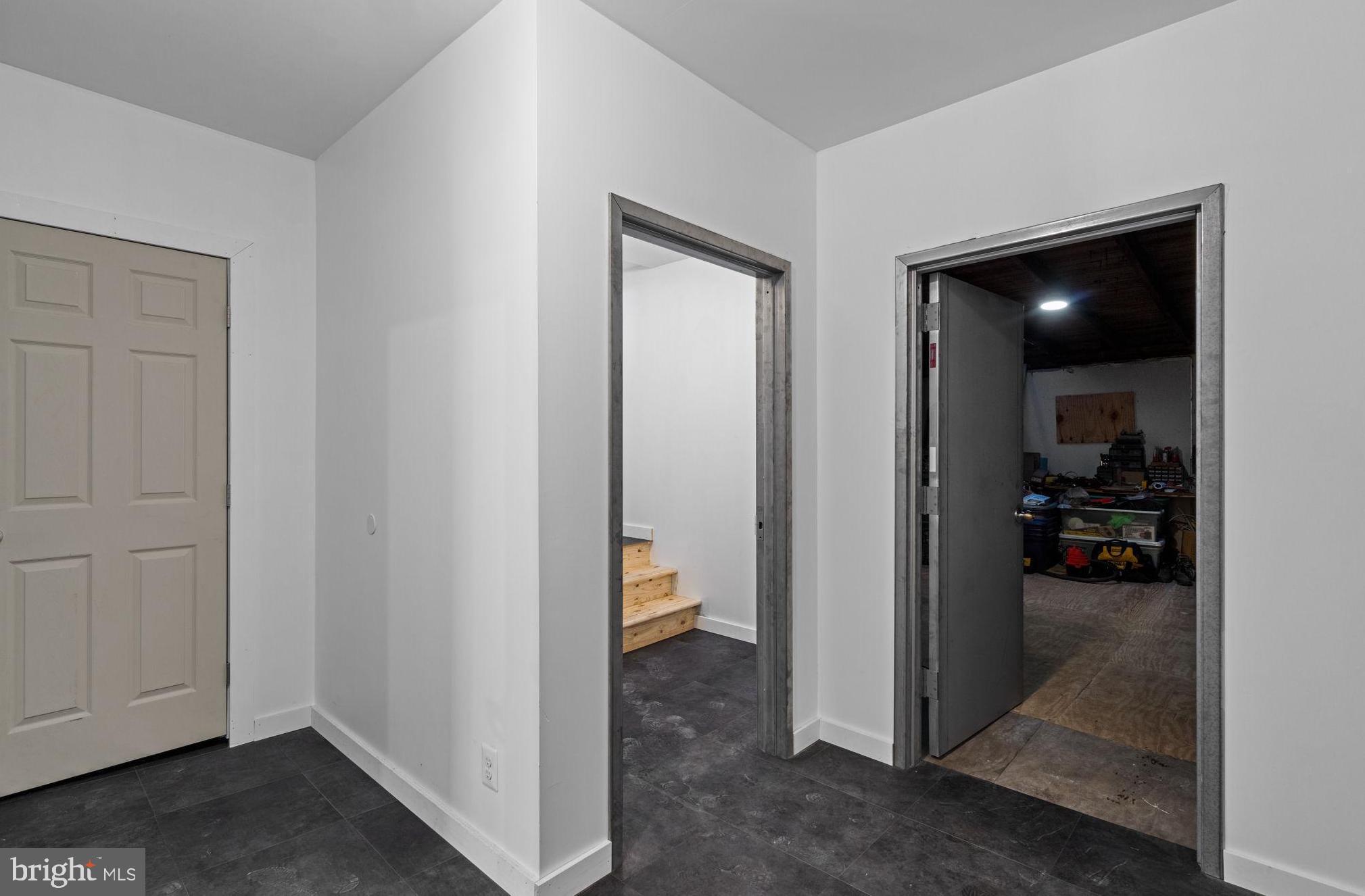 HARROWGATE - Commercial Sale