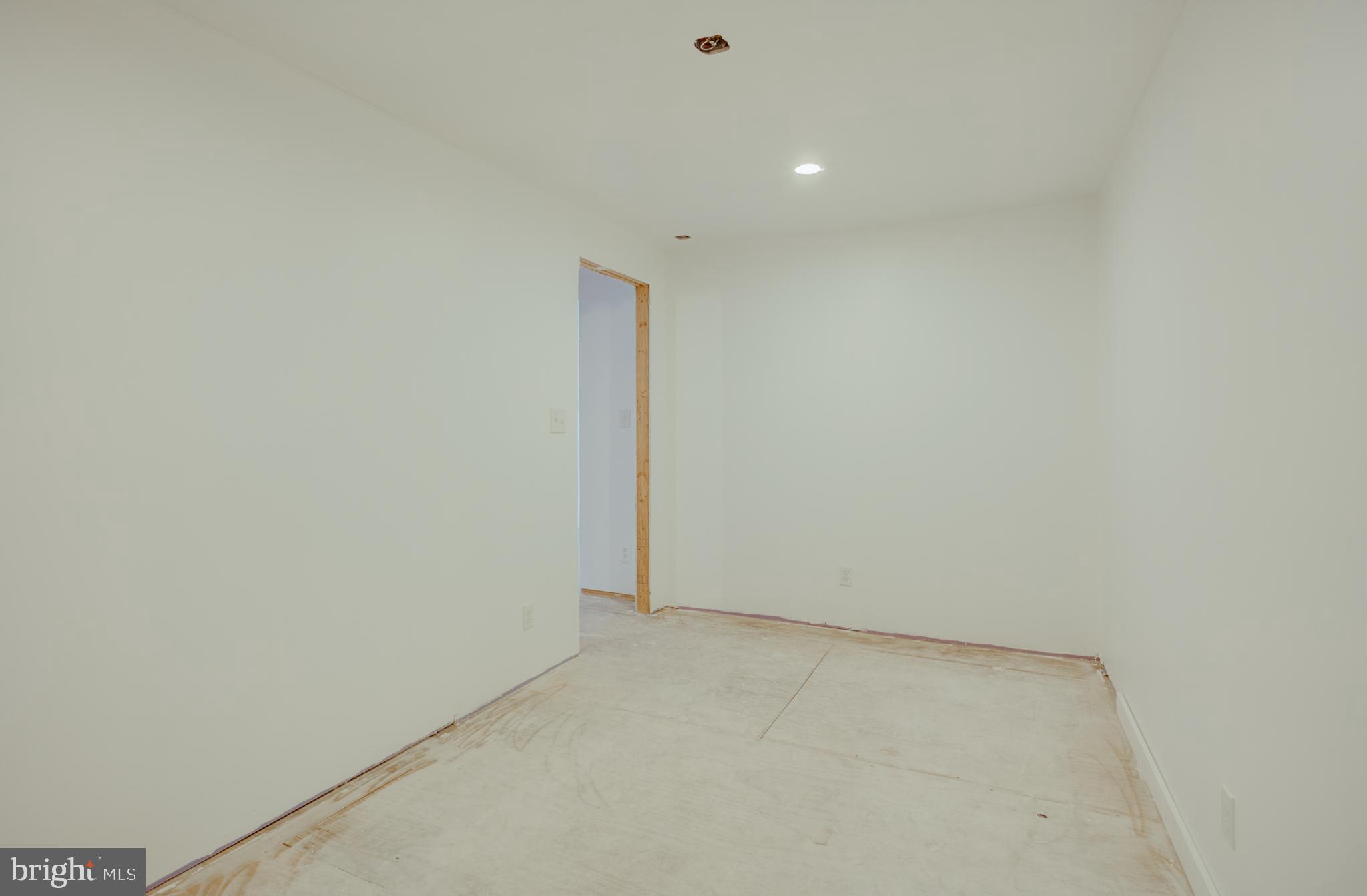 HARROWGATE - Commercial Sale