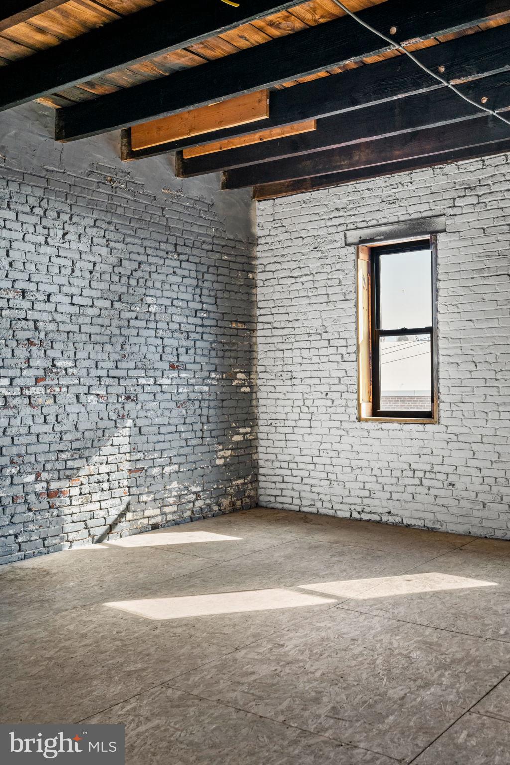 HARROWGATE - Commercial Sale