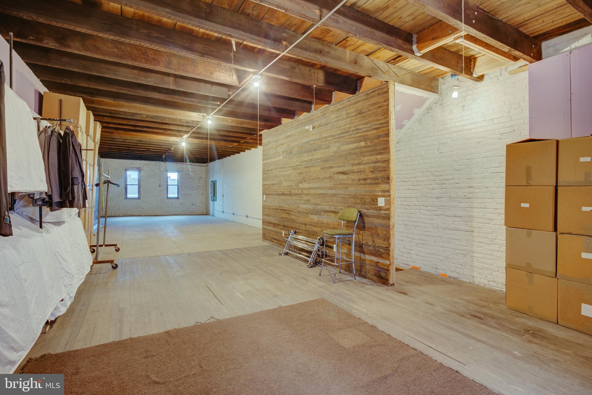 HARROWGATE - Commercial Sale