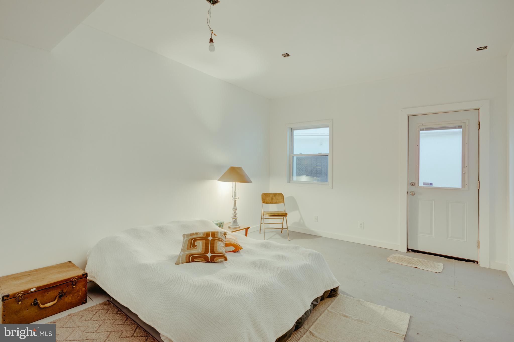 HARROWGATE - Commercial Sale