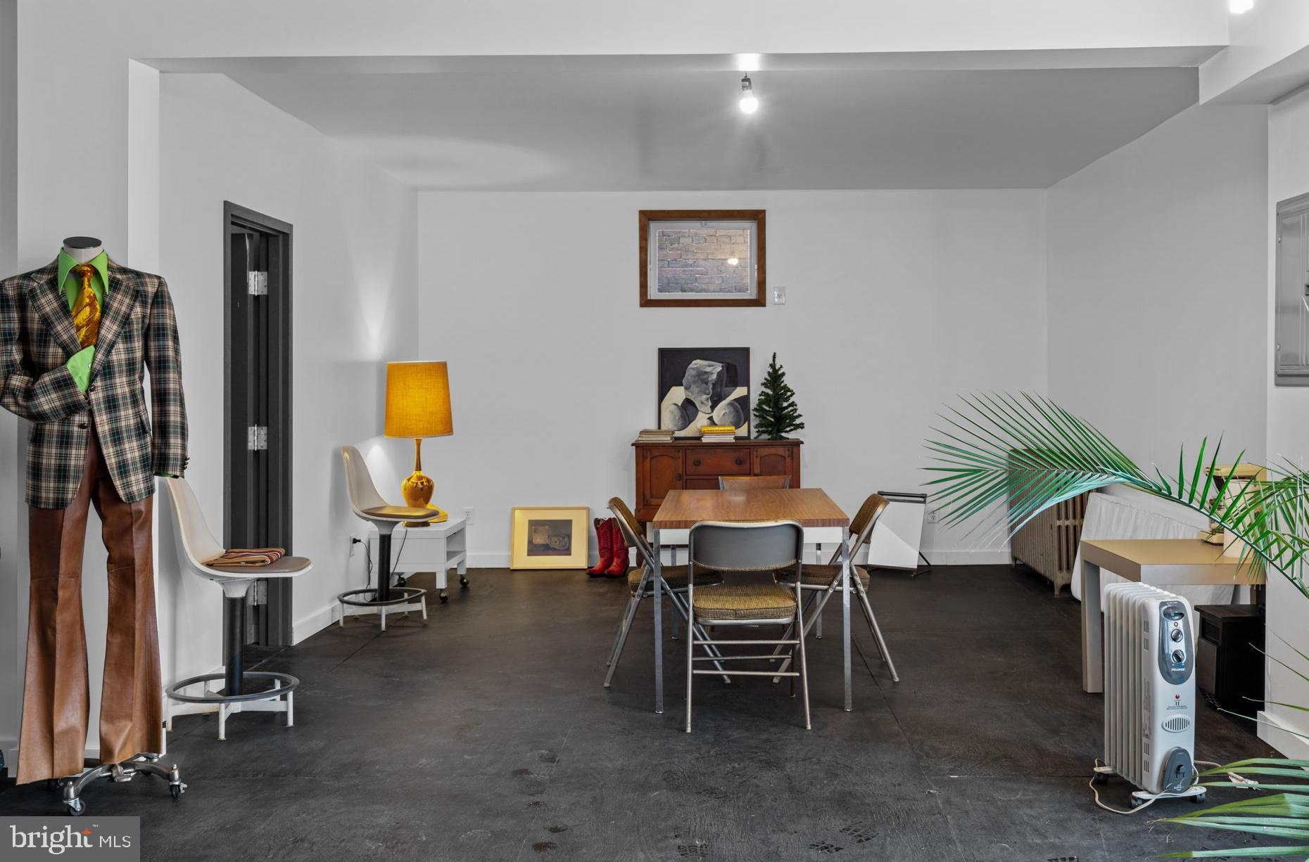 HARROWGATE - Commercial Sale