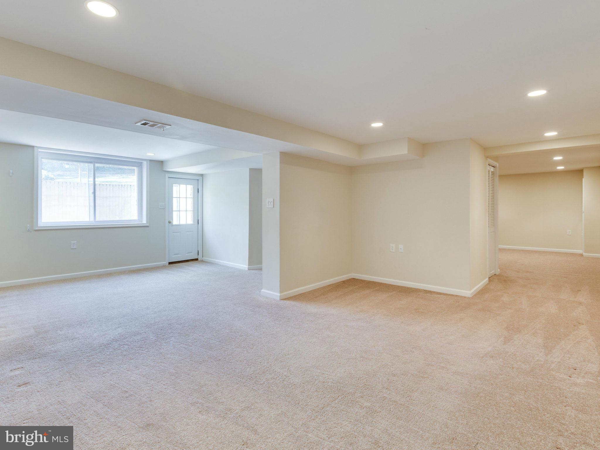 ROSE HILL FARMS - Residential Lease