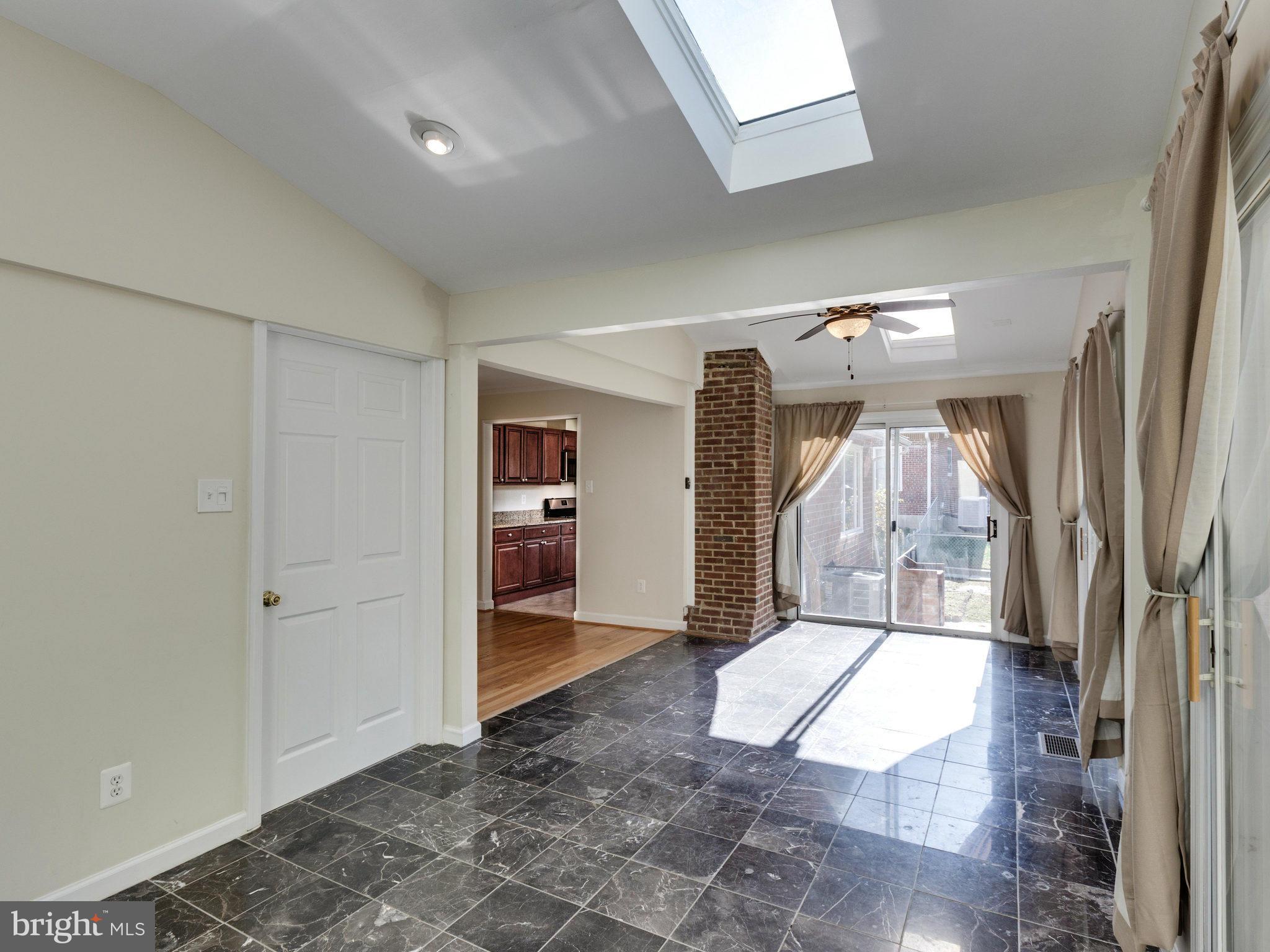 ROSE HILL FARMS - Residential Lease