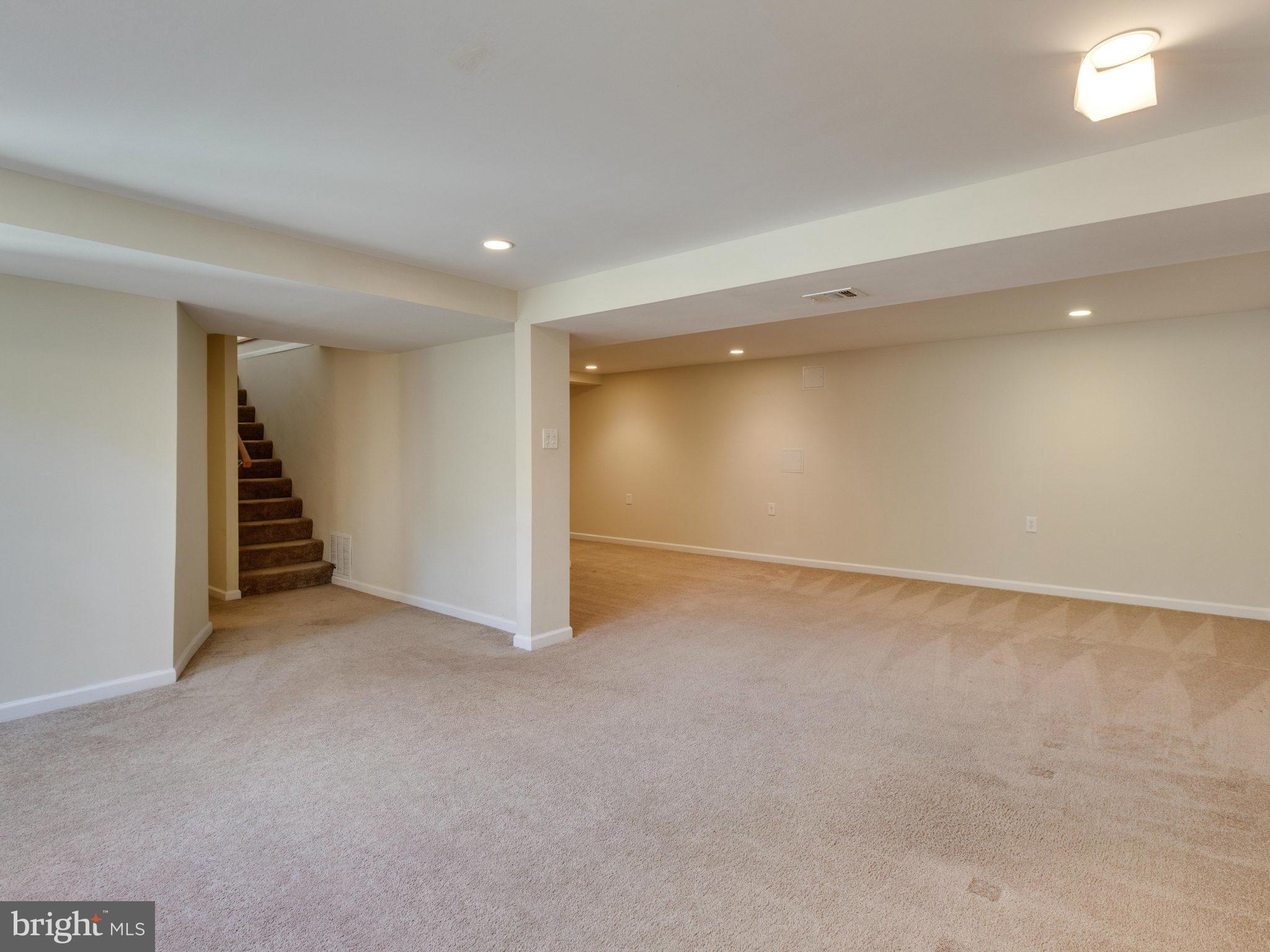 ROSE HILL FARMS - Residential Lease