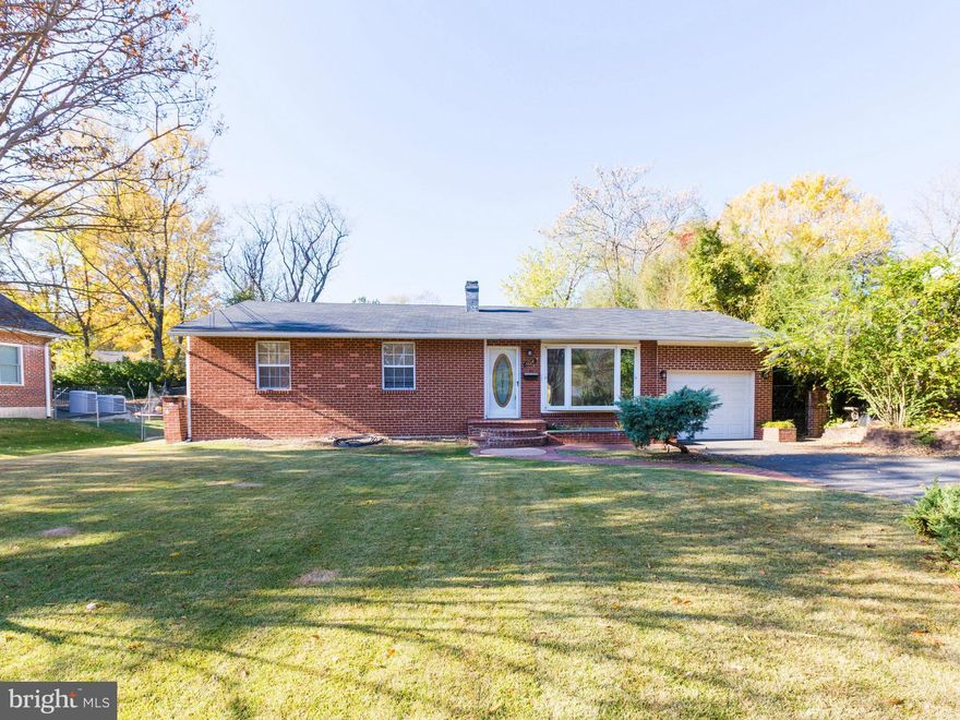 Great move in ready home in prime Alexandria location! Close to 3 Metro (Van Dorn closest) and bus stops! Wood flrs throughout with updated kitchen and baths. Light and bright interior w/ skylights & recessed lighting. Main flr has open living off kitchen and additional bonus living rm. Fully finished basement with two large living areas and half bath. Sgl garage, huge fenced yard! Won't last!