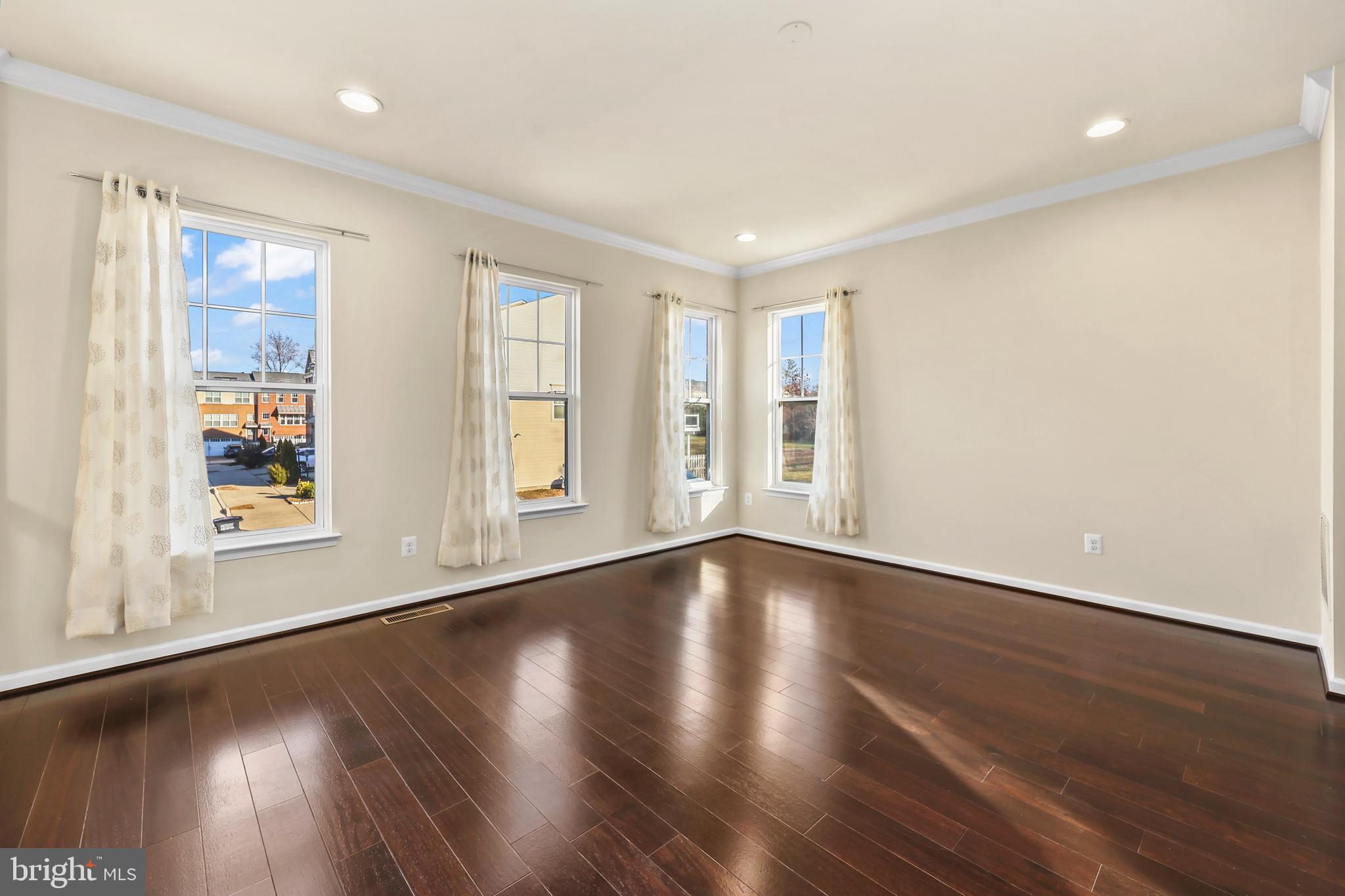 43362 WAYFARER SQUARE