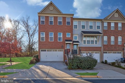 43362 WAYFARER SQUARE CHANTILLY VA 20152