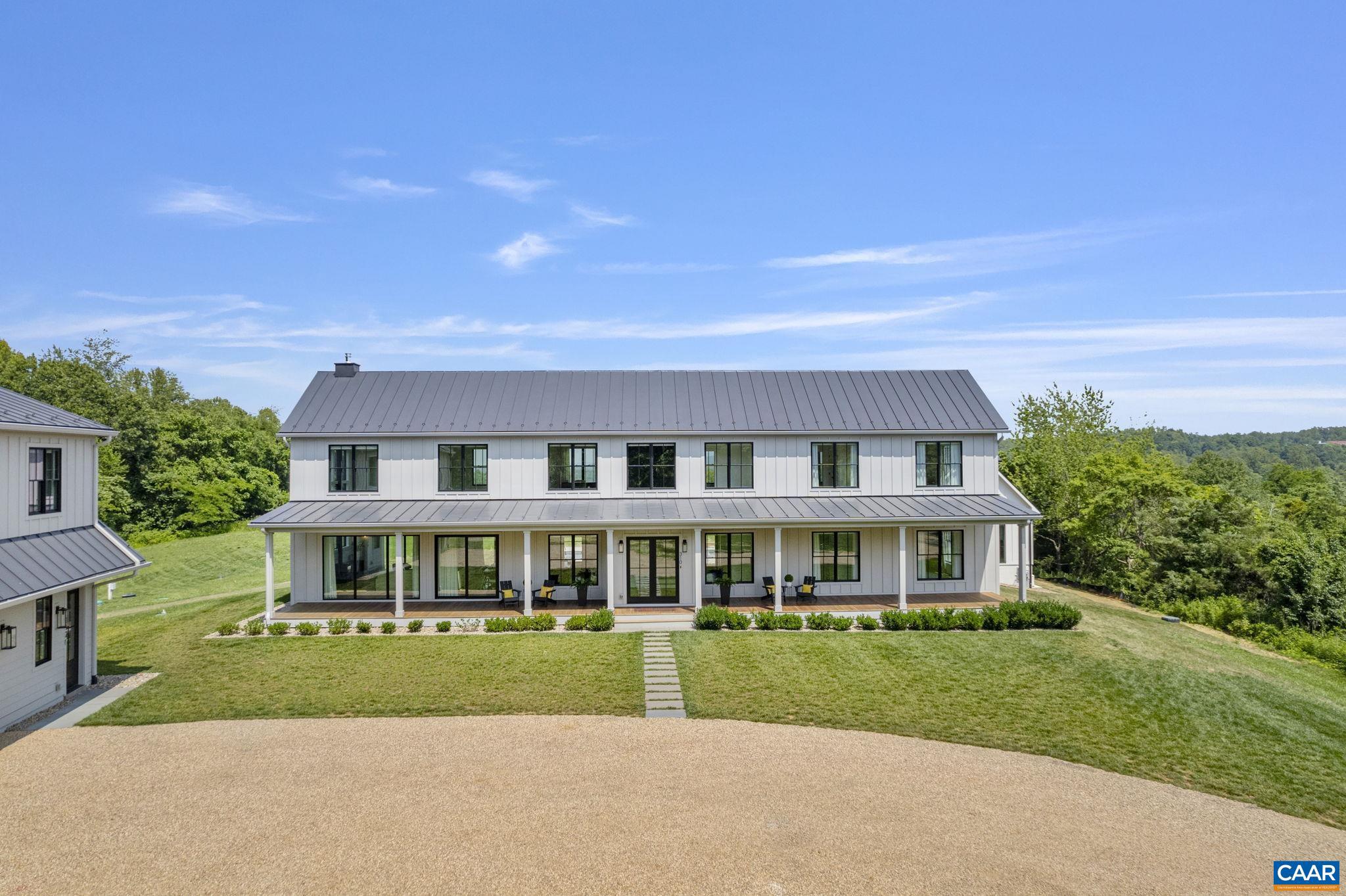 310 GOODLOE LN