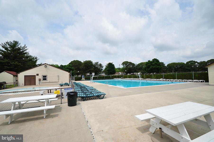 CHESTERFIELD - Residential