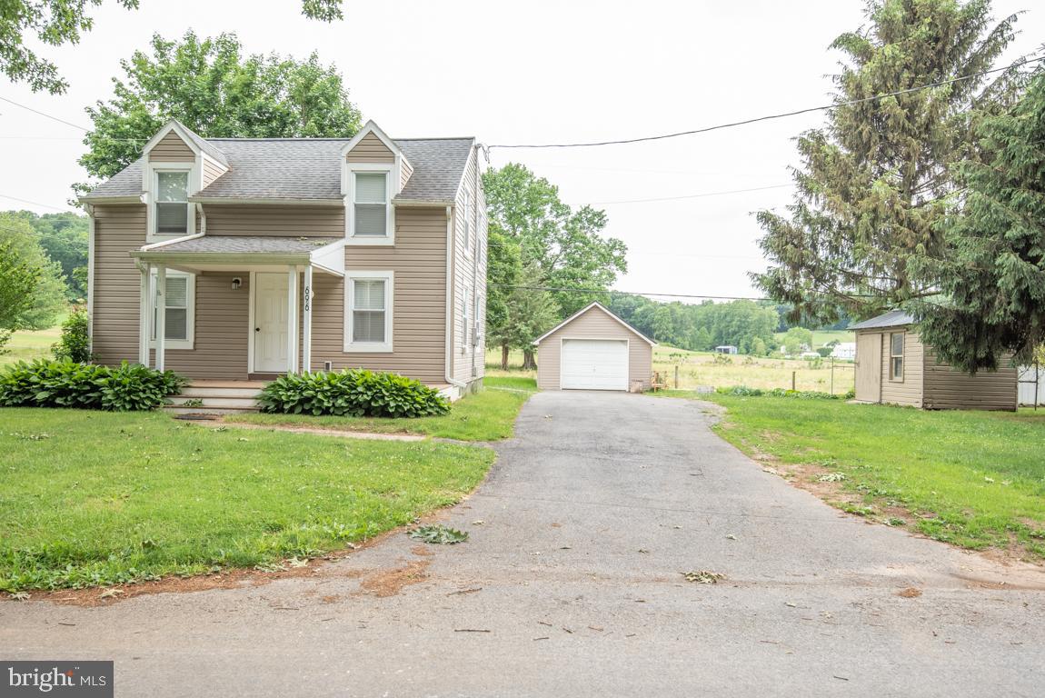 NEW  HOLLAND - Residential