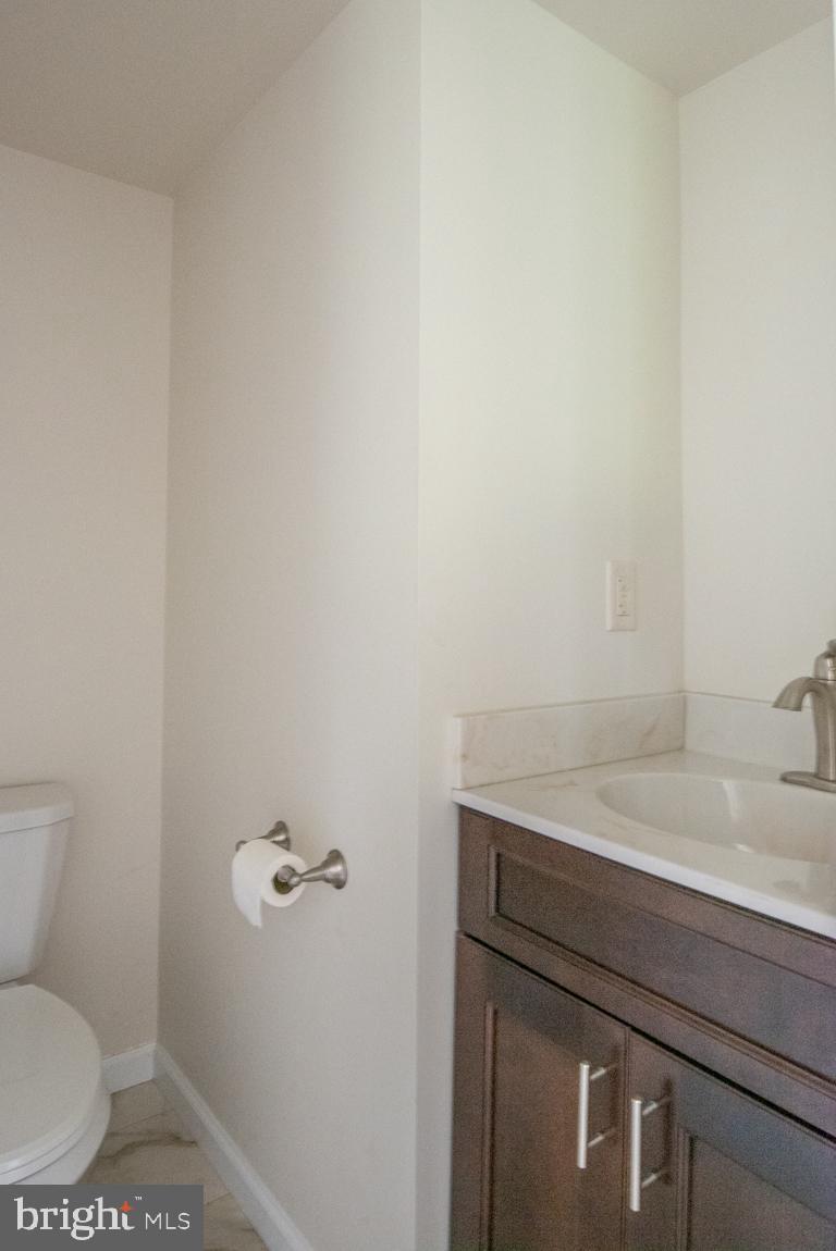 NEW  HOLLAND - Residential