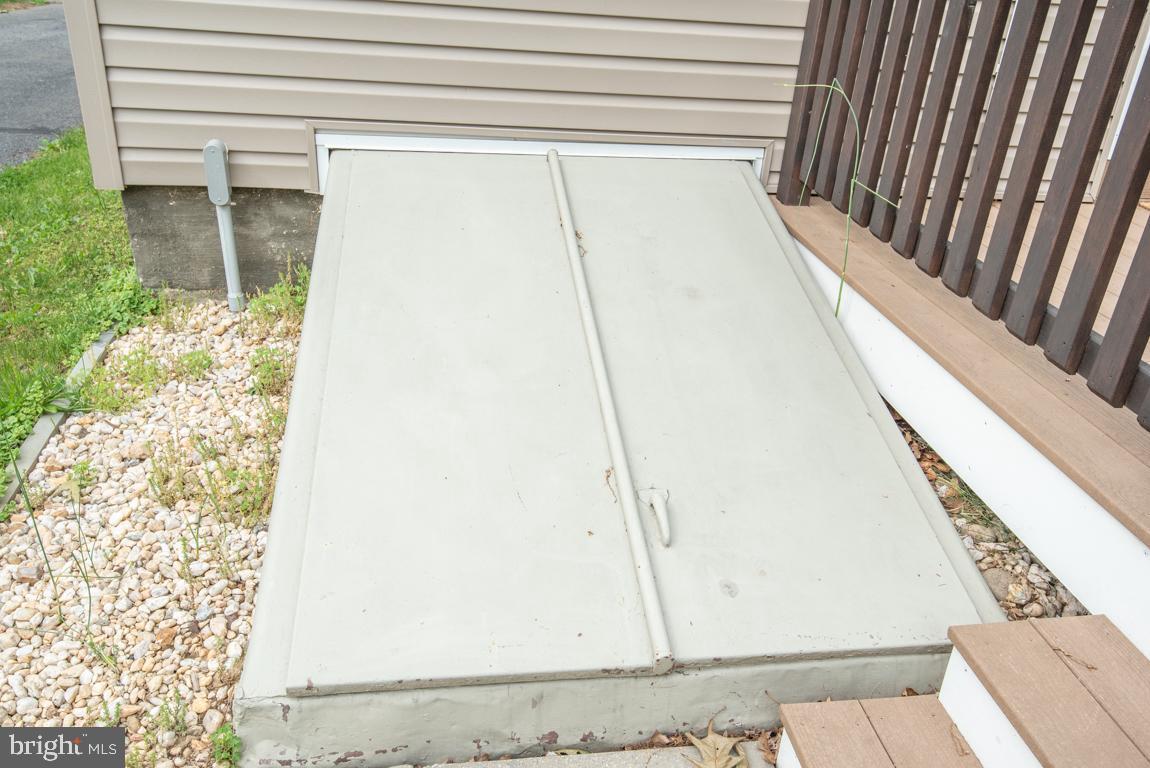 NEW  HOLLAND - Residential