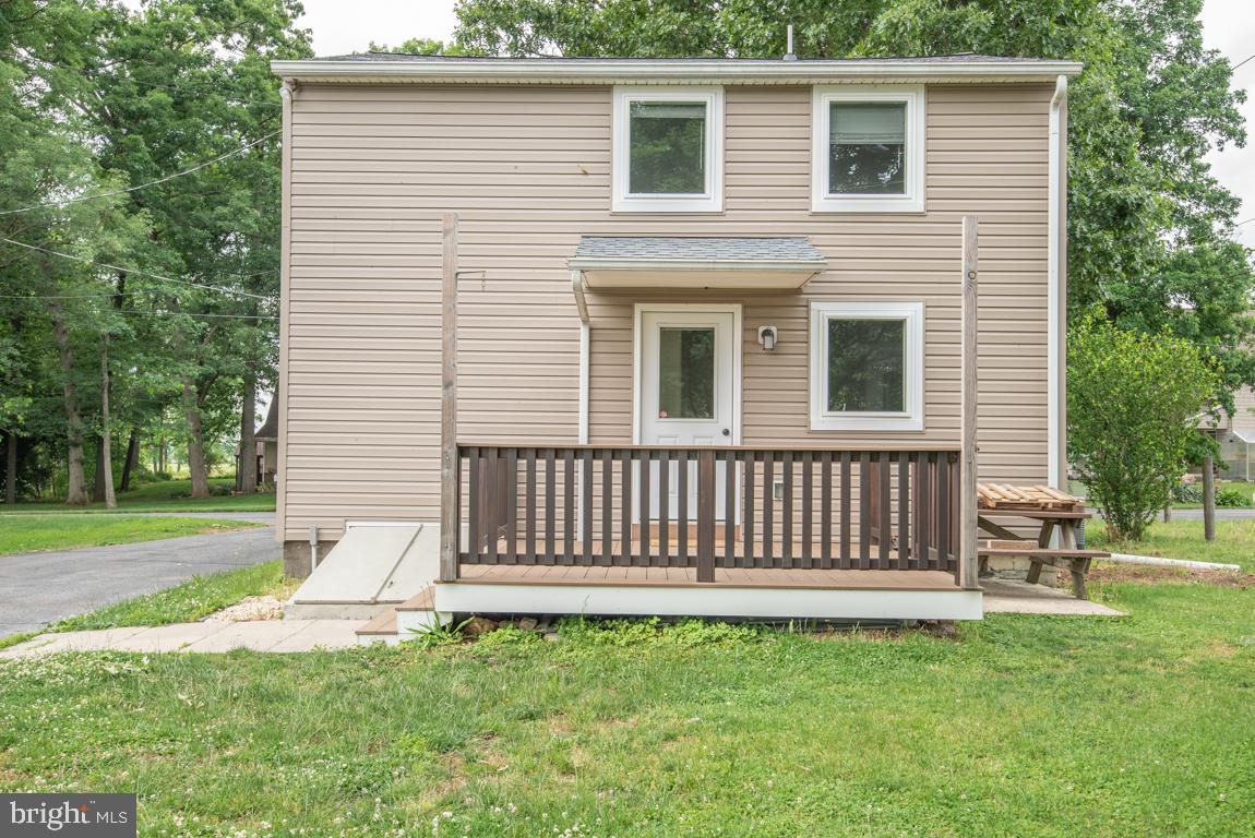 NEW  HOLLAND - Residential