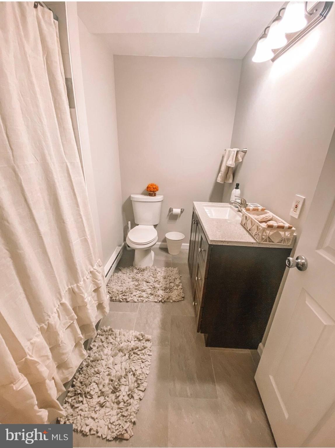 THE HIDEOUT - Residential Lease