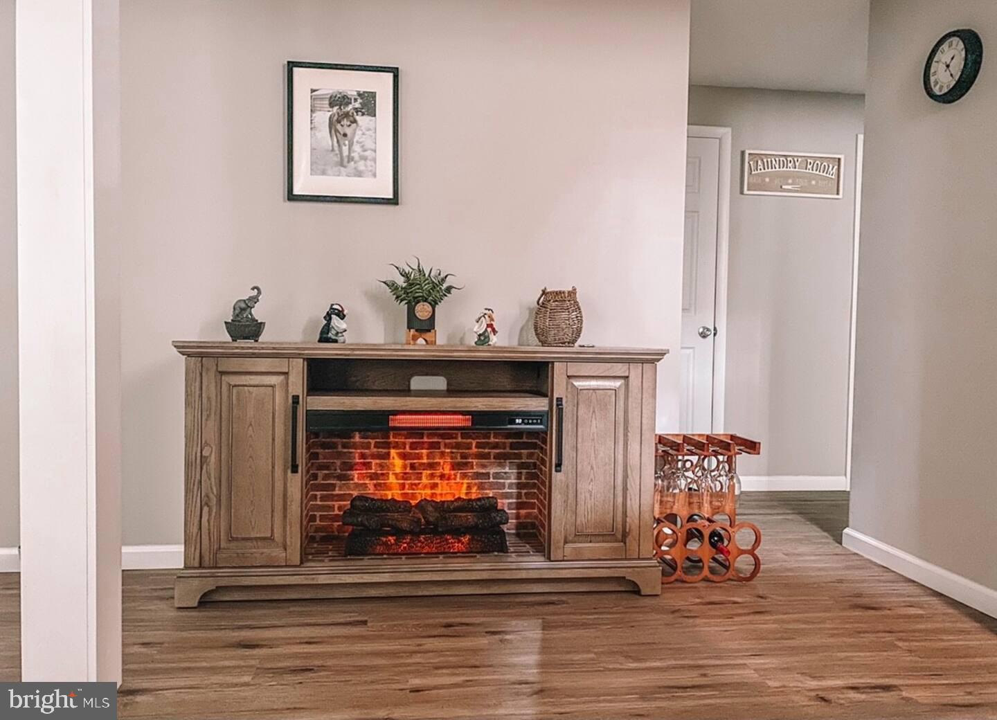 THE HIDEOUT - Residential Lease