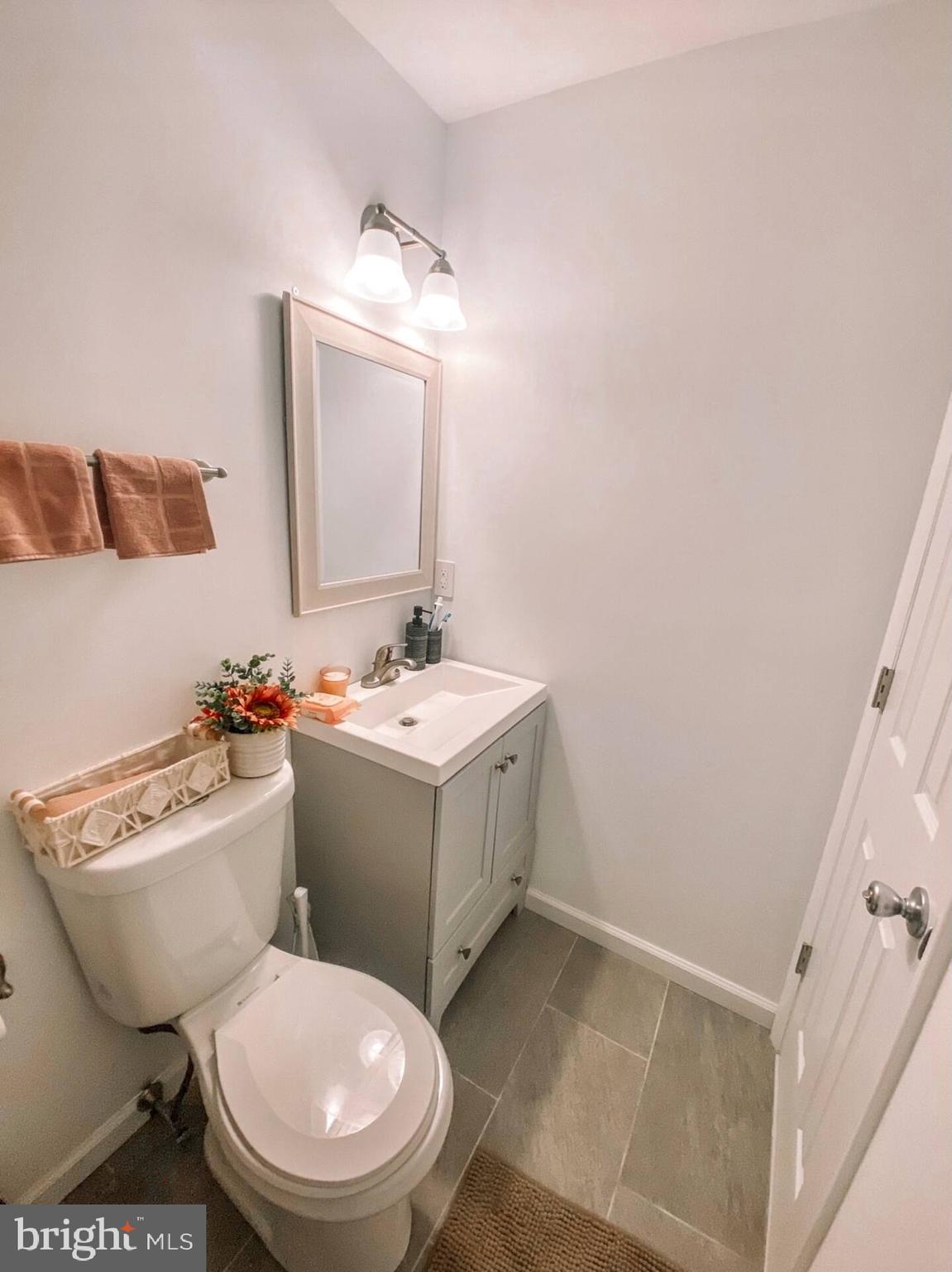 THE HIDEOUT - Residential Lease