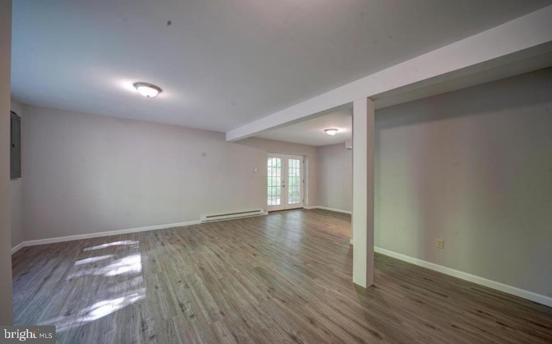 THE HIDEOUT - Residential Lease