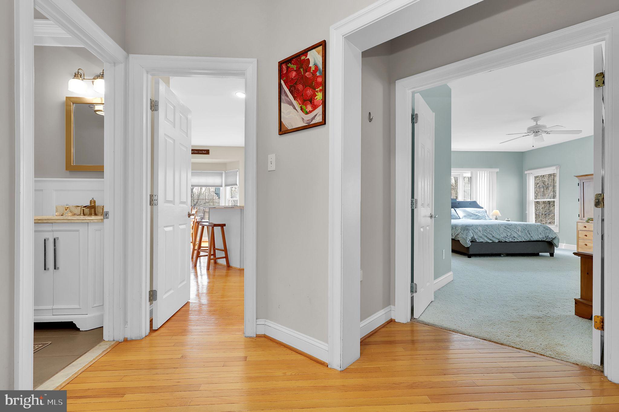 WINDSOR KNOLLS - Residential