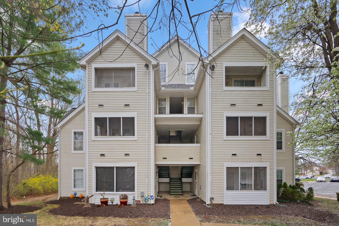 Welcome to Lord’s Landing Village! Stylish, comfortable, and ideally located—this 2-bedroom, 1-bath condo is designed for modern living.
Step into a bright, open living space featuring soaring cathedral ceilings, luxury vinyl plank flooring, and a cozy fireplace that creates a warm and inviting atmosphere. The updated kitchen boasts stainless steel appliances and classic white Corian countertops—ideal for both everyday living and entertaining. Step out onto your private screened balcony and enjoy serene wooded views, perfect for relaxing after a long day.
Located in the heart of Upper Marlboro, this home offers easy access to major commuter routes, shopping, dining, and Andrews Air Force Base. Apply online with RentSpree.
Minimum income $80k, minimum credit score 620, good rental history a must, application fee $55. First month's rent due upon approval, security deposit due at move-in. Thanks for showing.
Please call friendly agent with any questions.