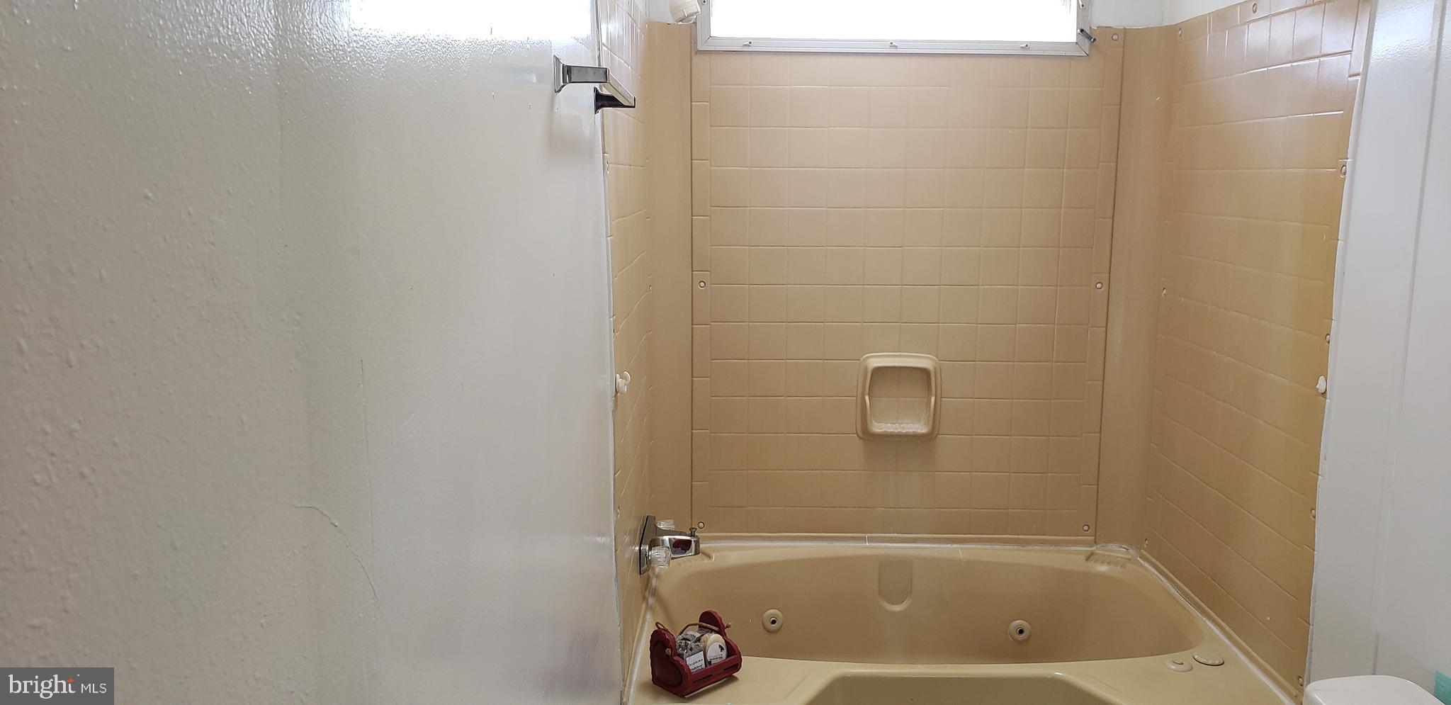 REEDS AT BAYVIEW - Residential