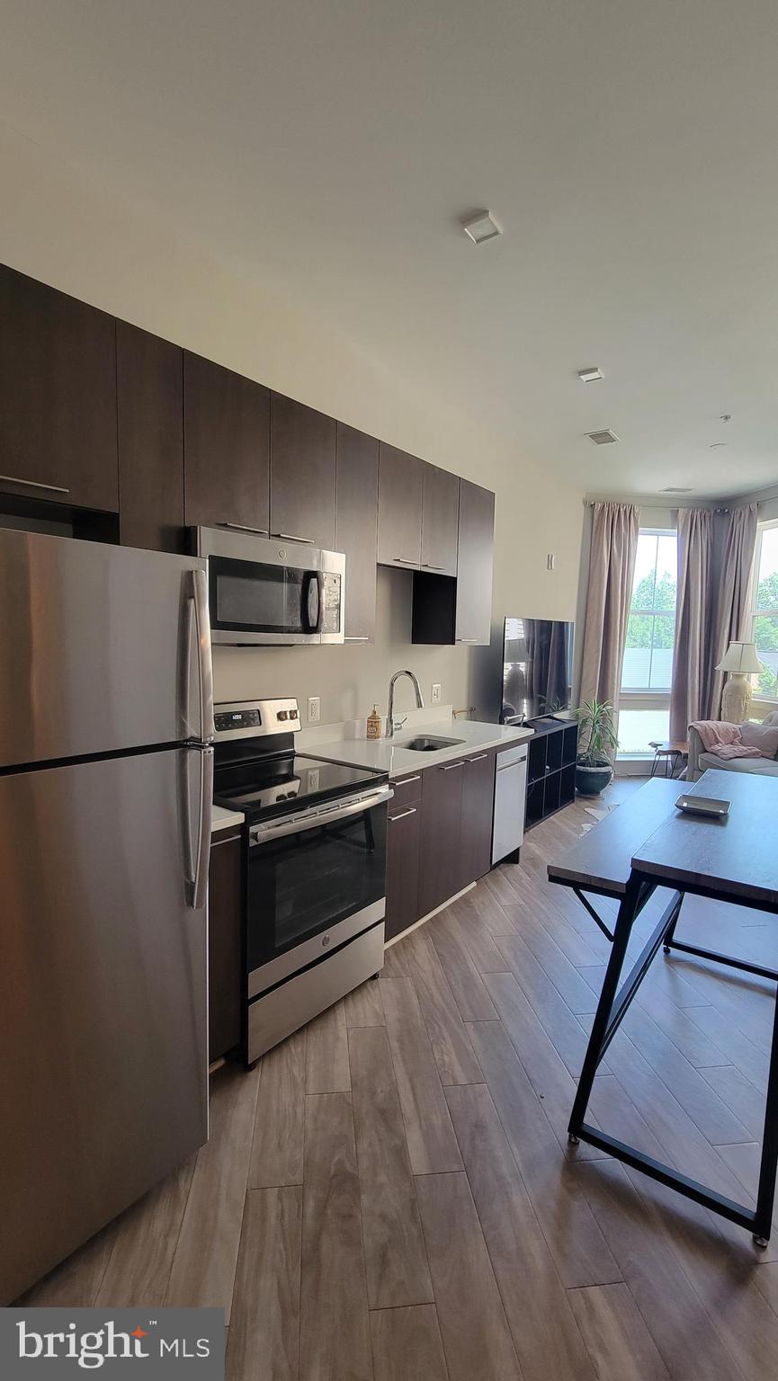 BARCROFT - Residential Lease