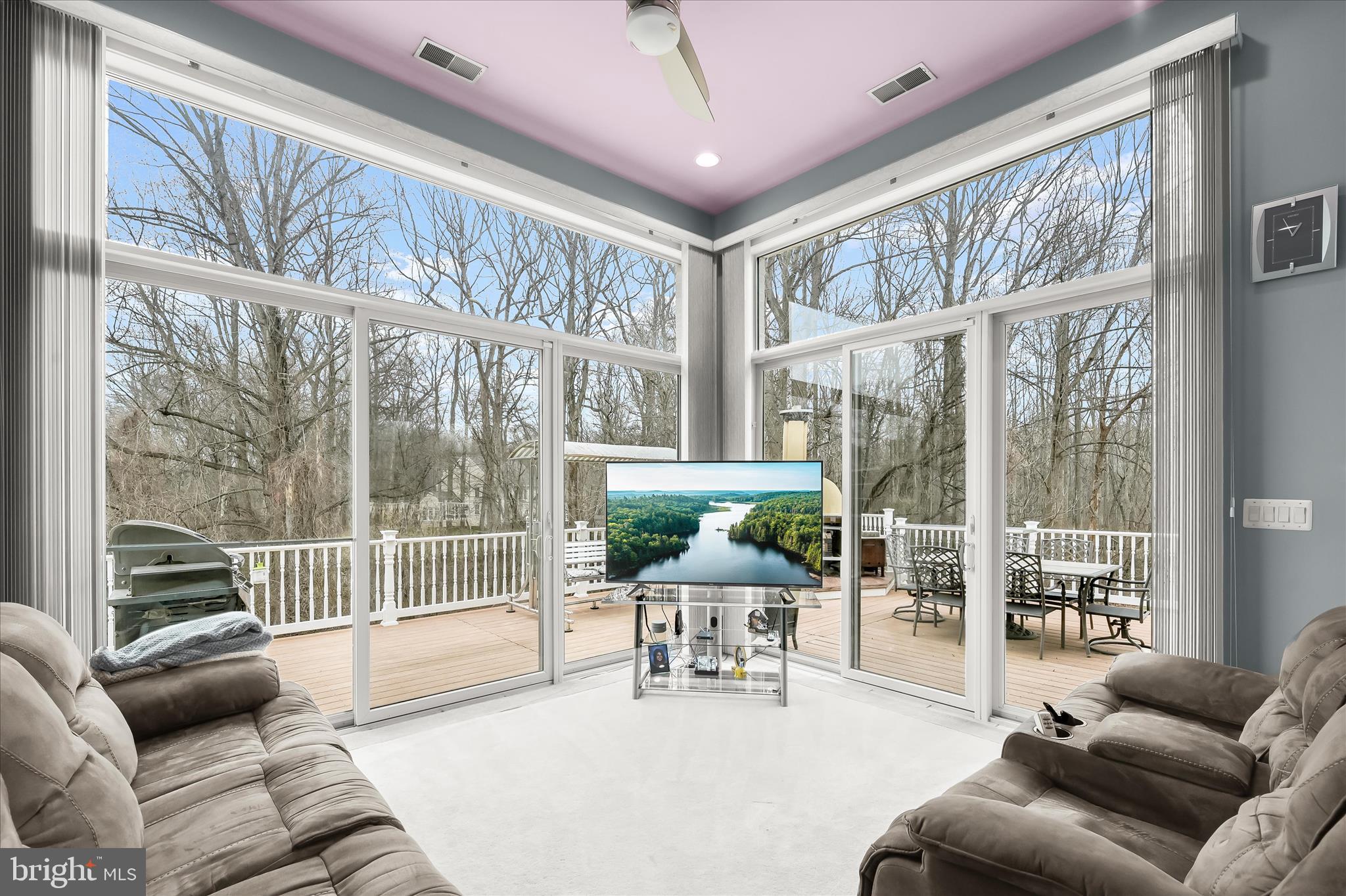 KINGS GIFT - Residential